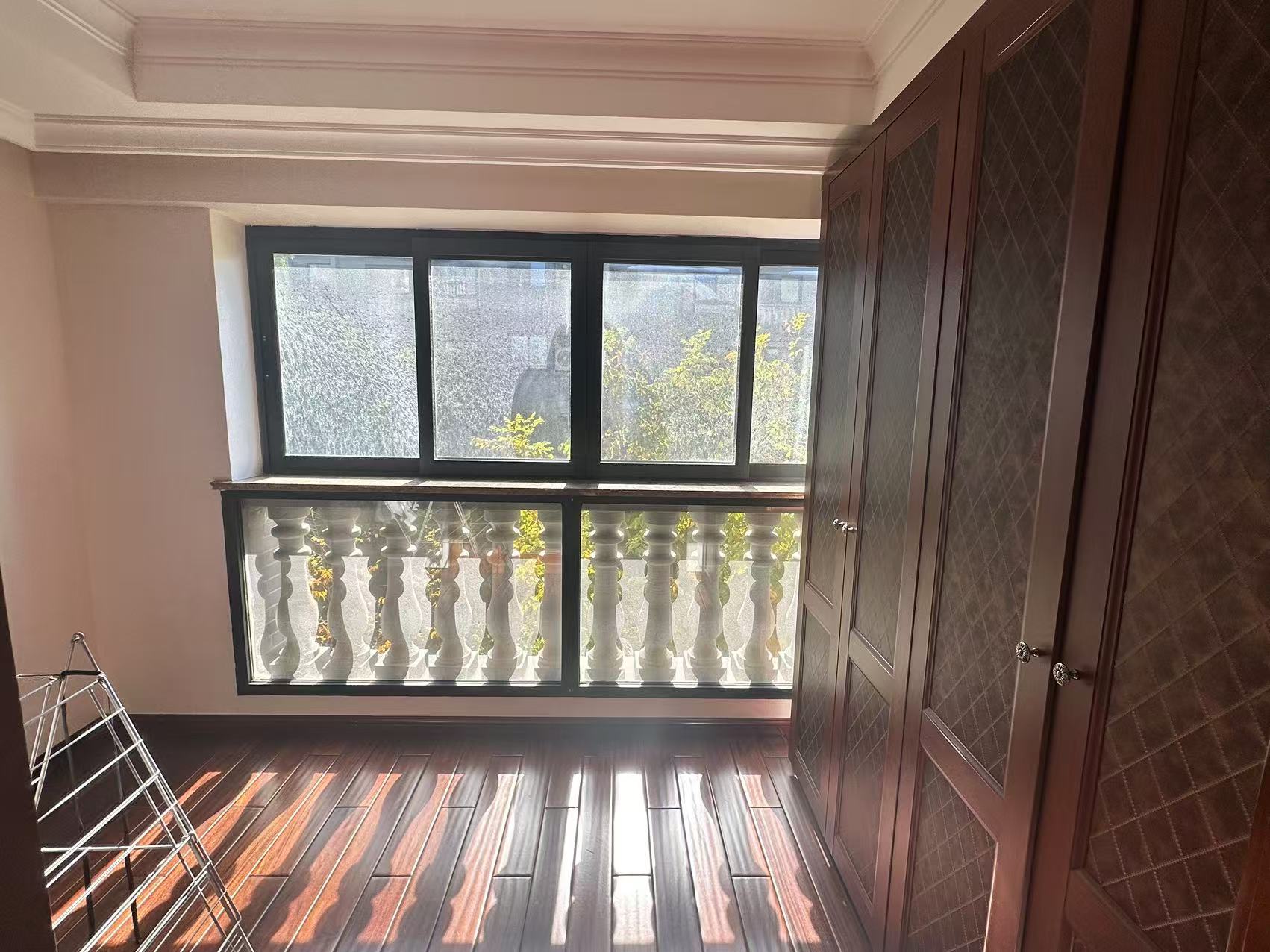 翰林府 3室2厅2卫 163.93m&sup2;