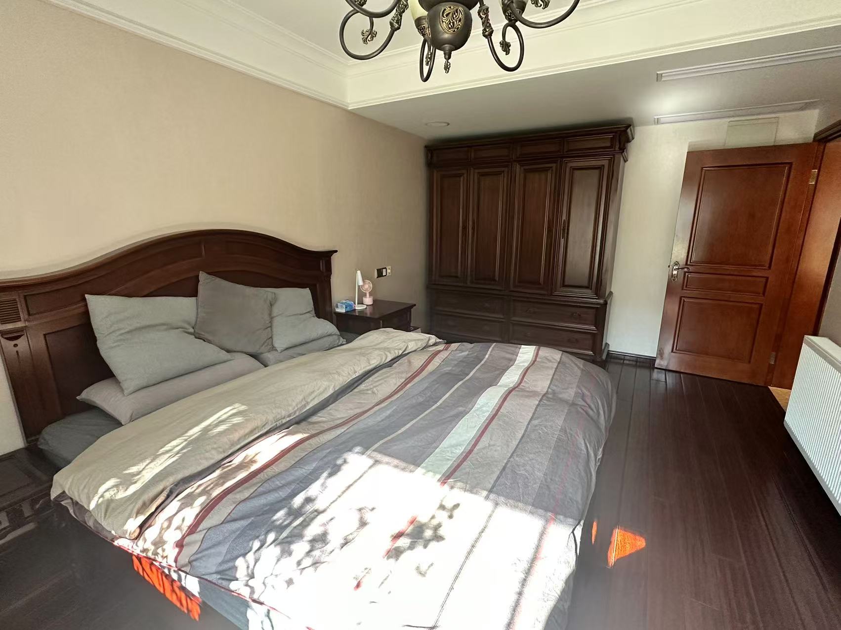 翰林府 3室2厅2卫 163.93m&sup2;
