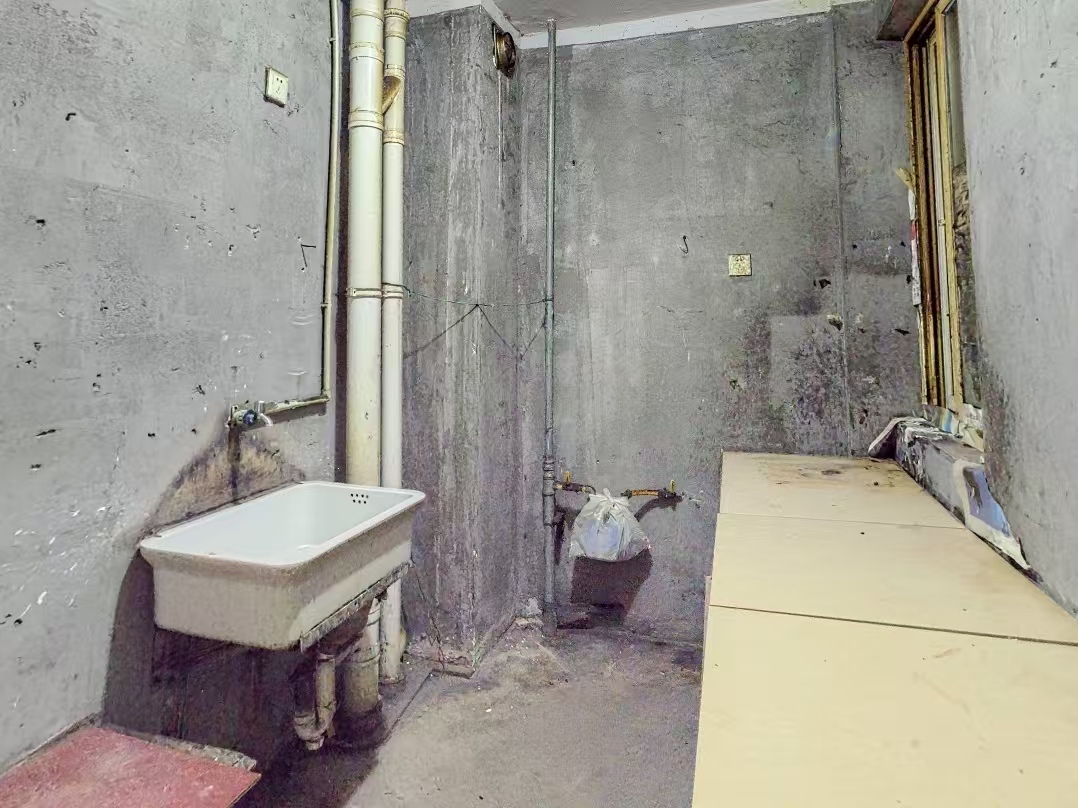 和盛林荫水岸 2室2厅1卫 100.59m²