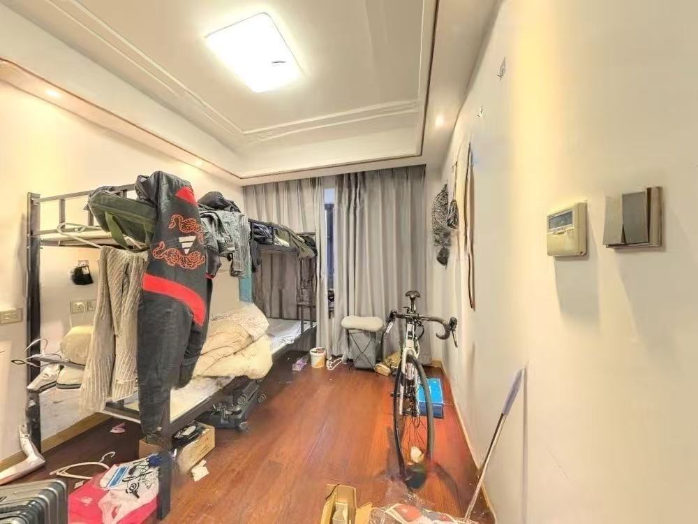中南世纪花城三期 3室2厅2卫 132.98m&sup2;