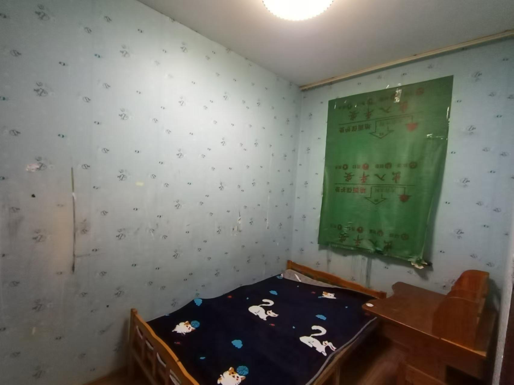 光明南村 3室1厅1卫 77m&sup2;