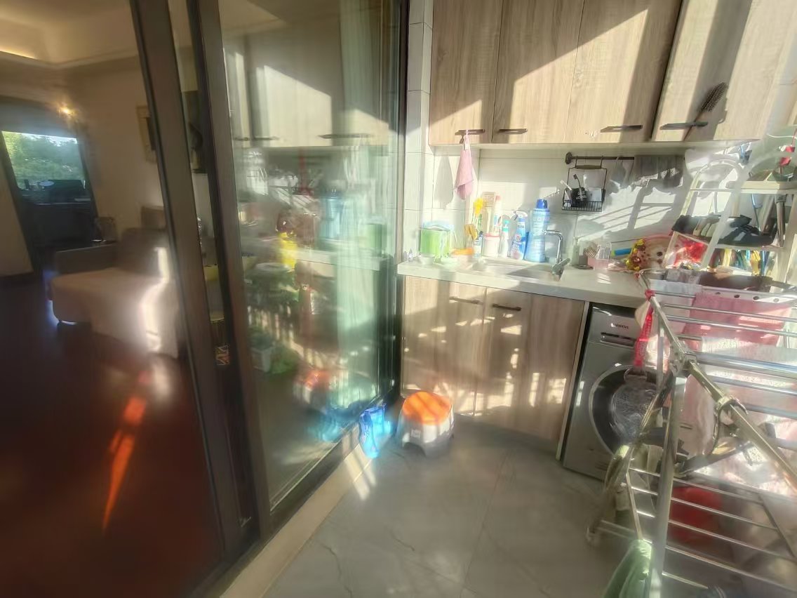 万科城市之光 3室2厅1卫 102m&sup2;