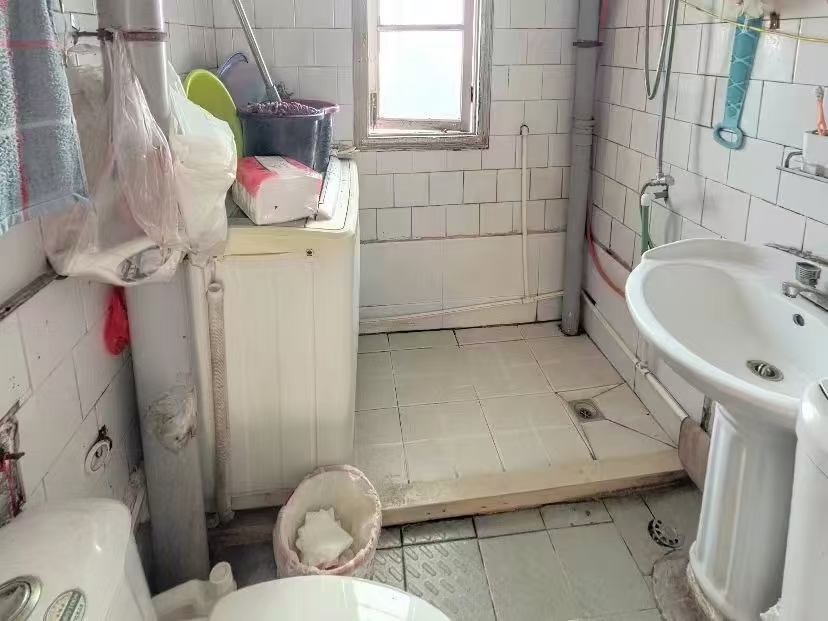 北濠桥东村 2室1厅1卫 70.36m&sup2;