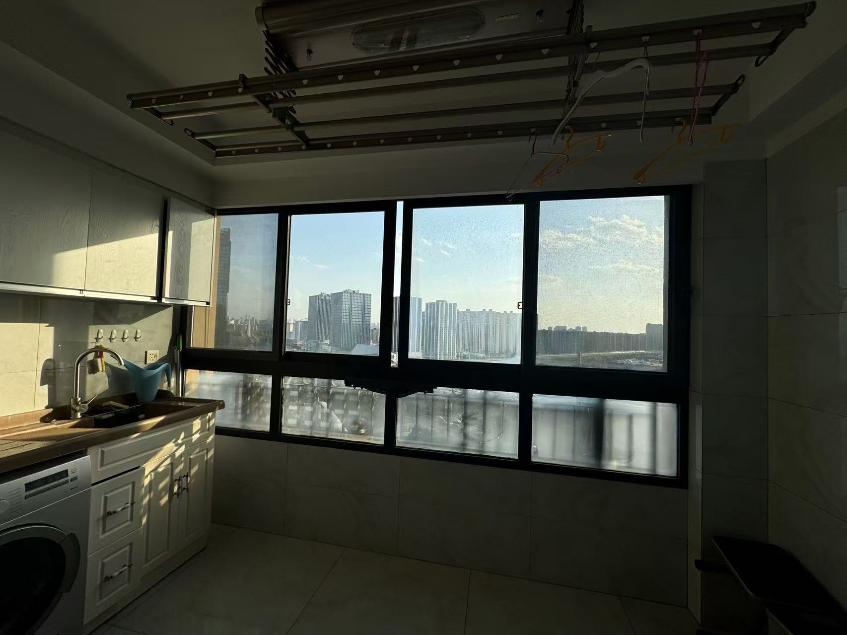 保利香槟国际 3室2厅2卫 130.00m&sup2;
