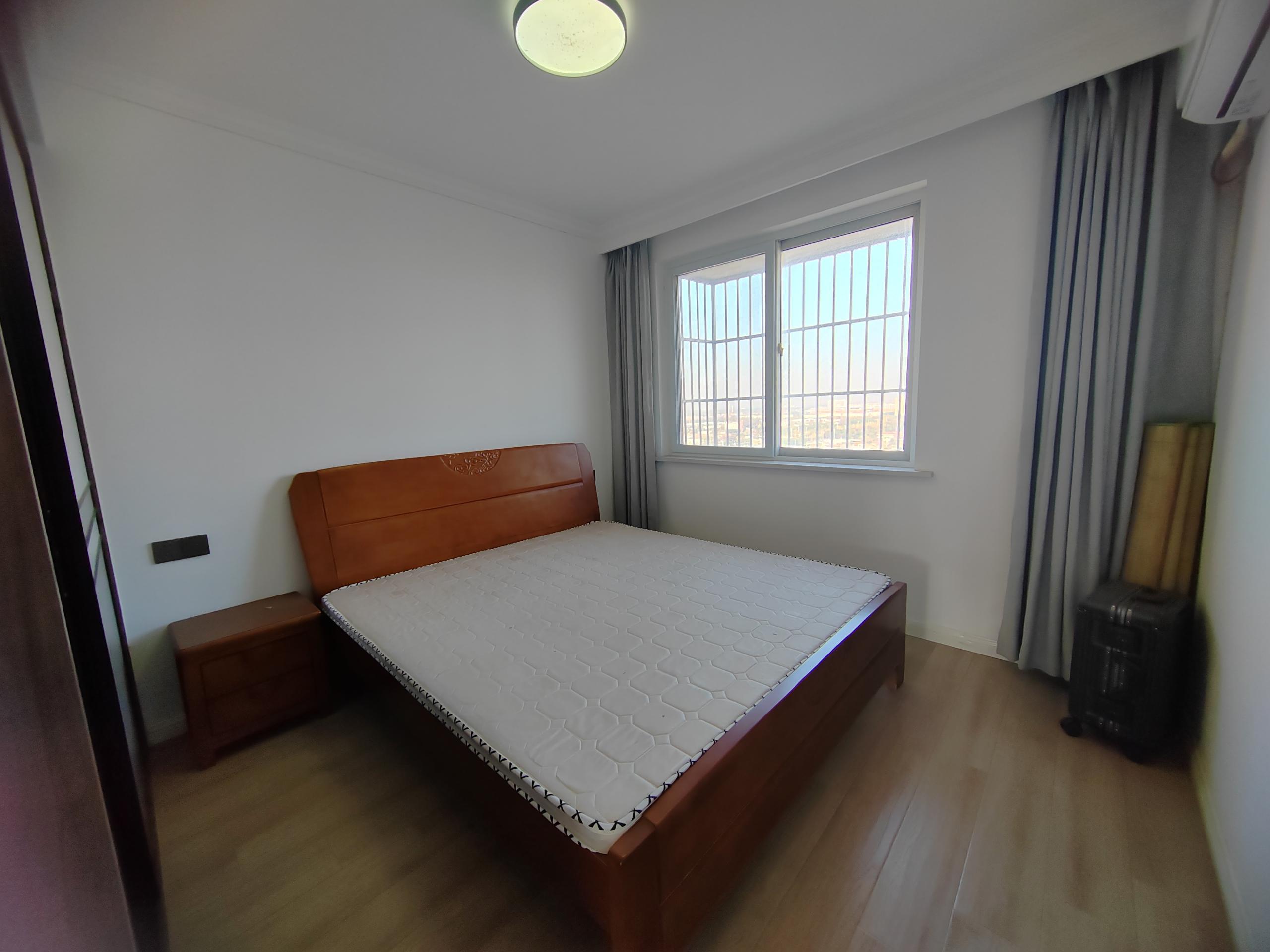 和盛林荫水岸 3室2厅2卫 138m&sup2;
