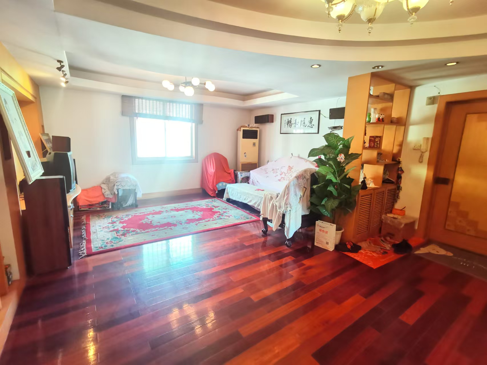 濠西园 3室2厅1卫 140m&sup2;