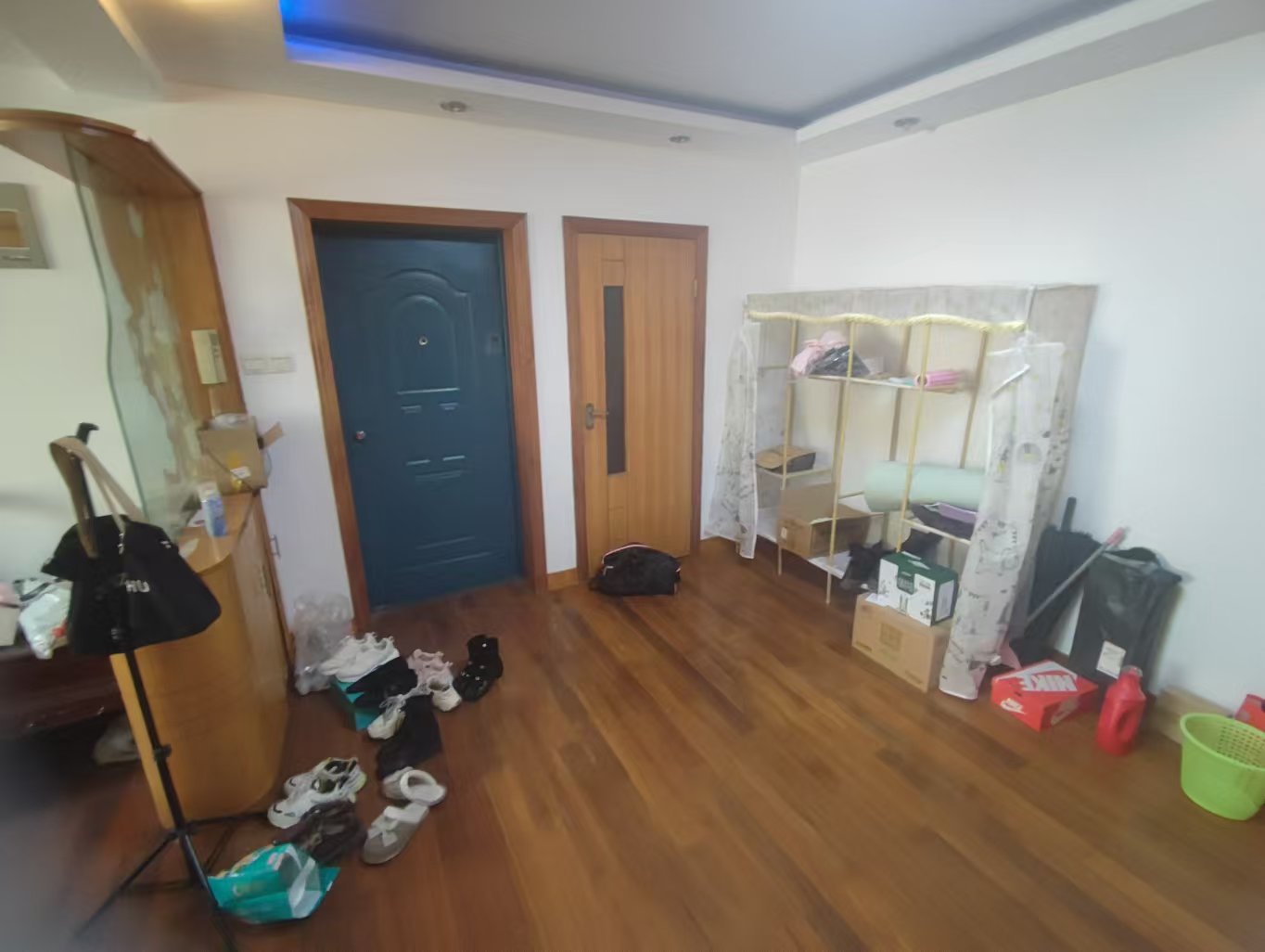 天都花苑 2室1厅1卫 106m&sup2;