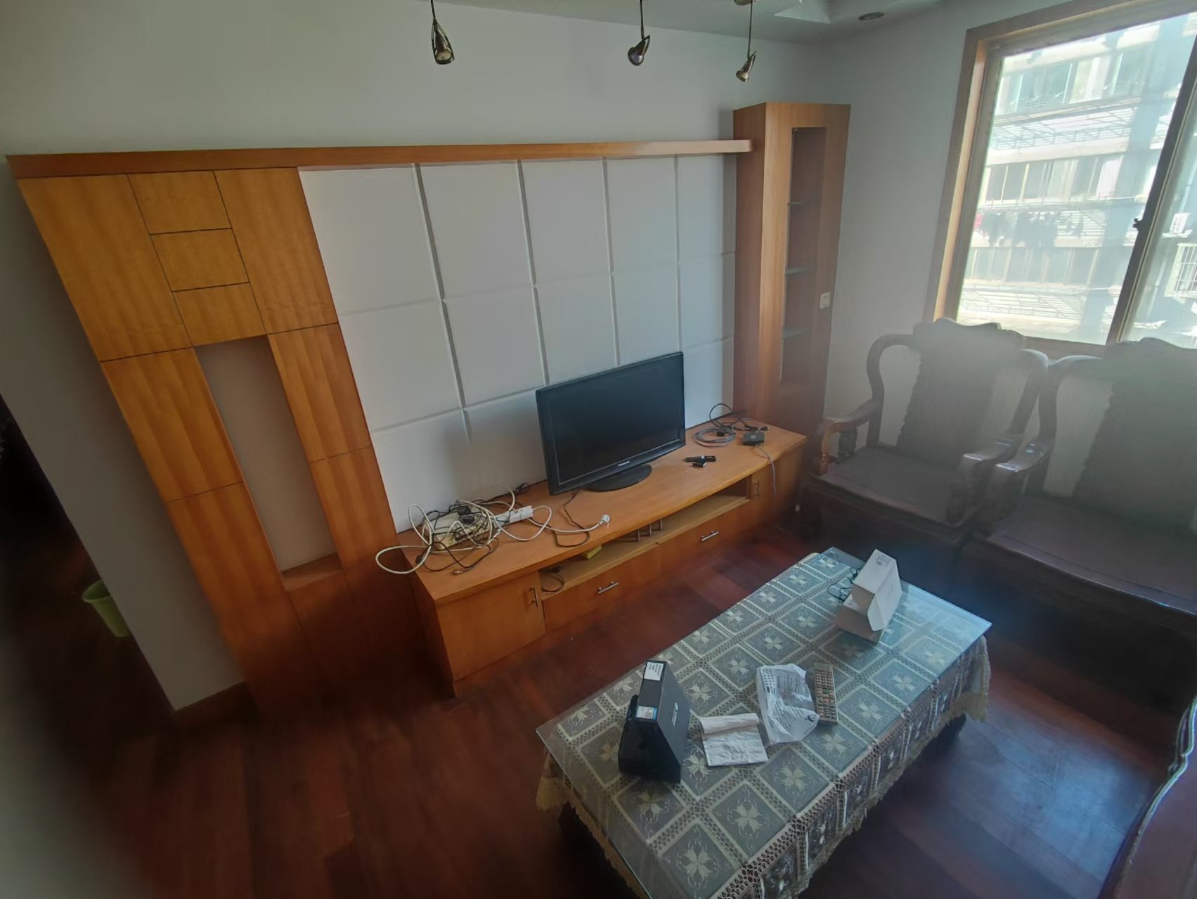 天都花苑 2室1厅1卫 106m²