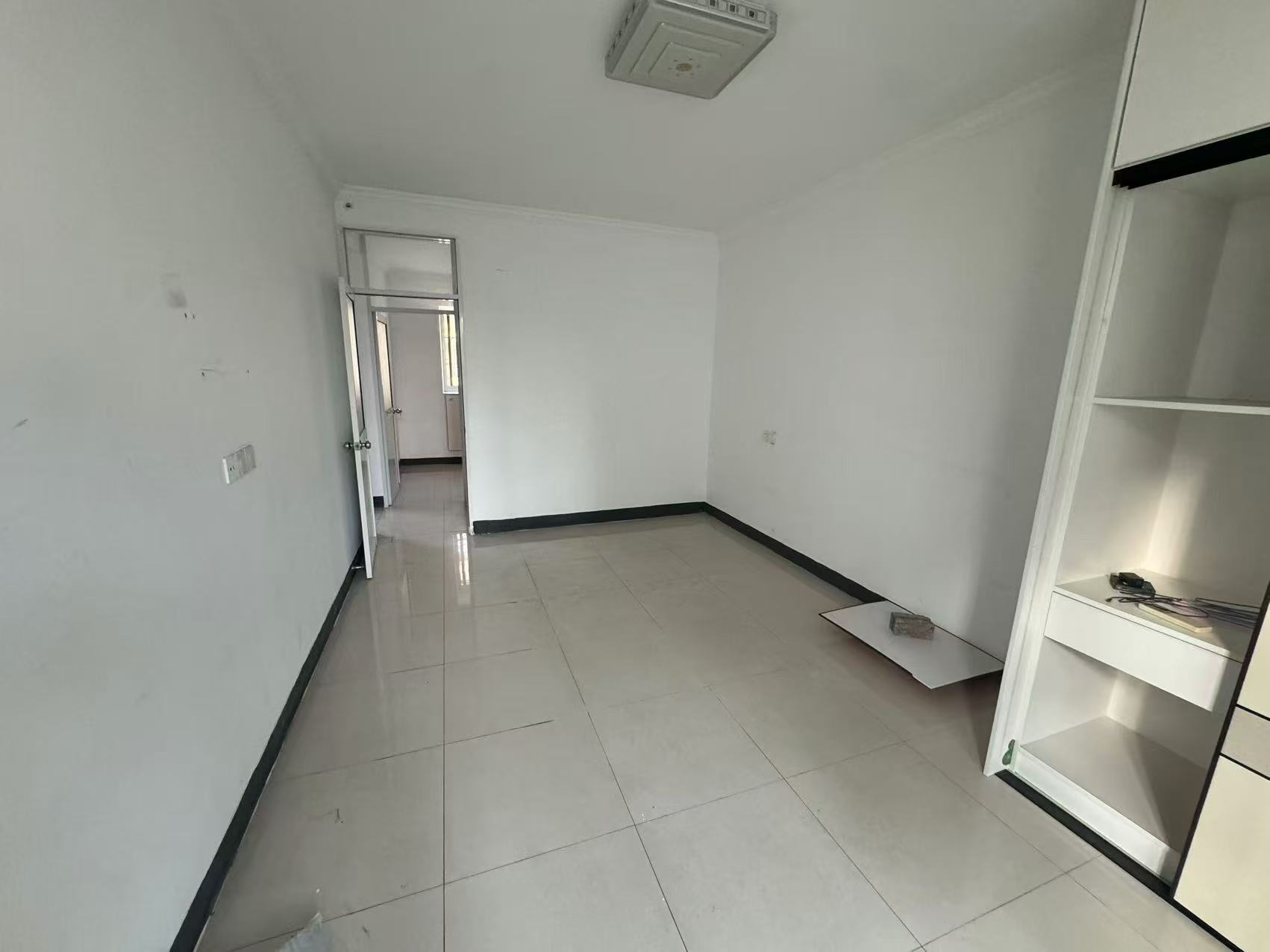 虹桥新村(朝霞路) 2室1厅1卫 55.22m&sup2;