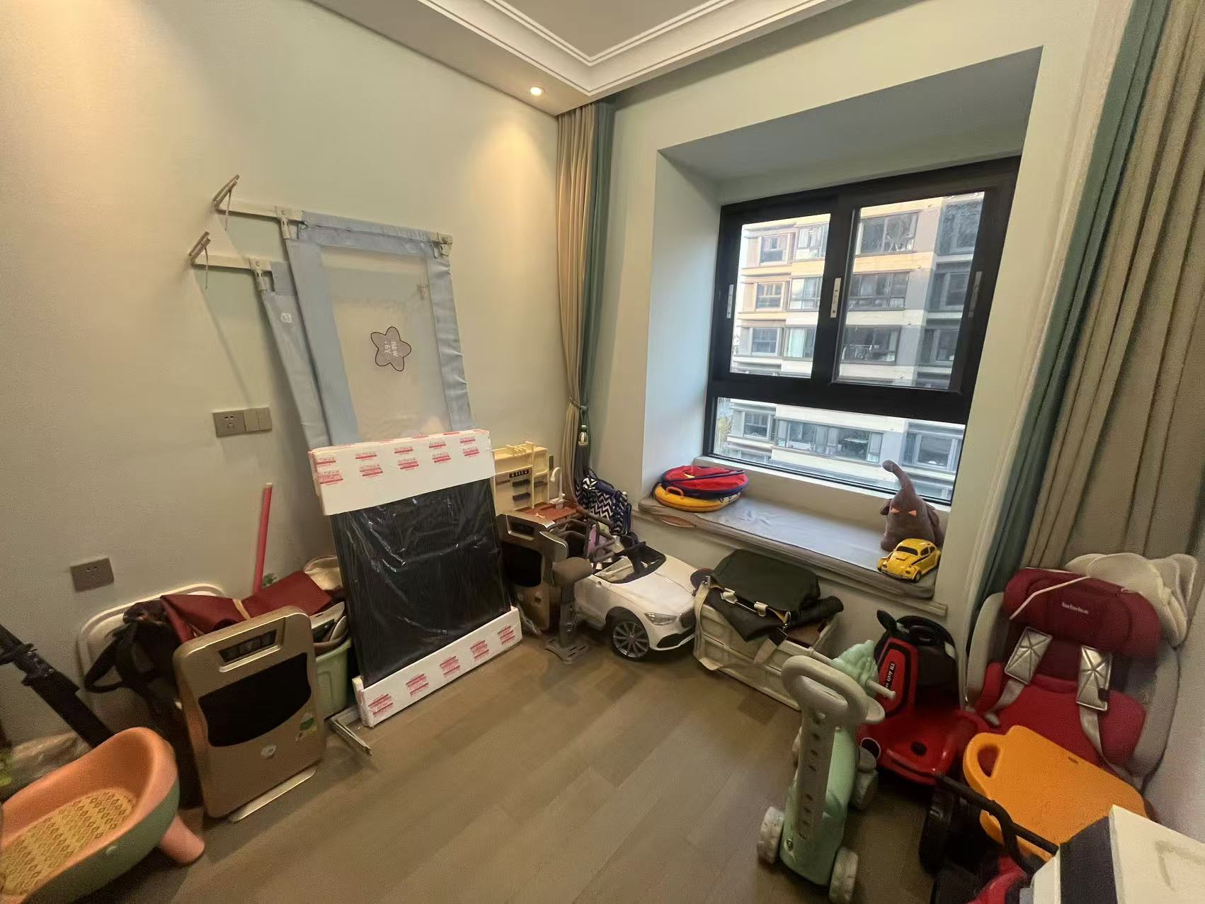 静海府 3室2厅2卫 128.51m²