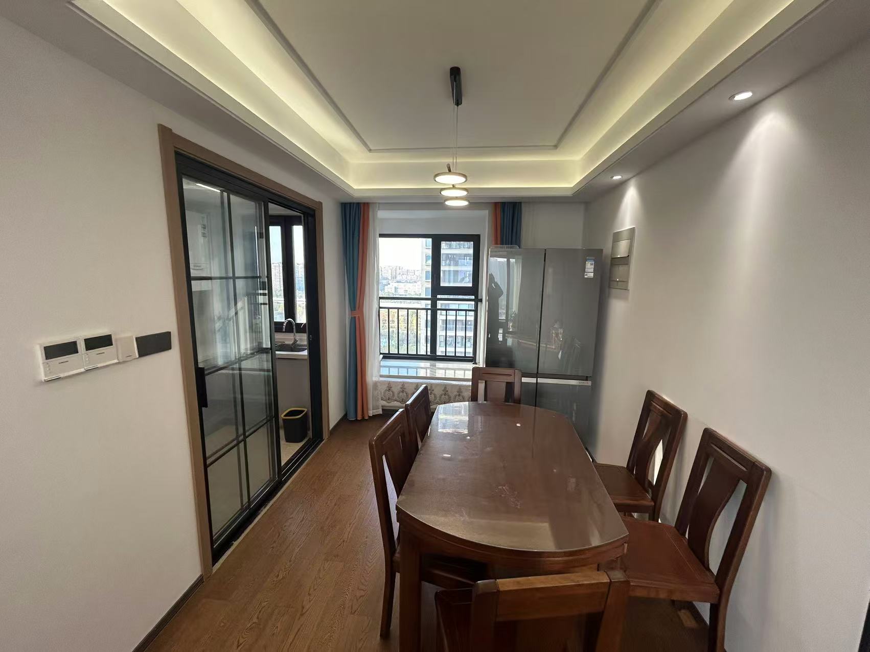 春风南岸东园 4室2厅2卫 140m²