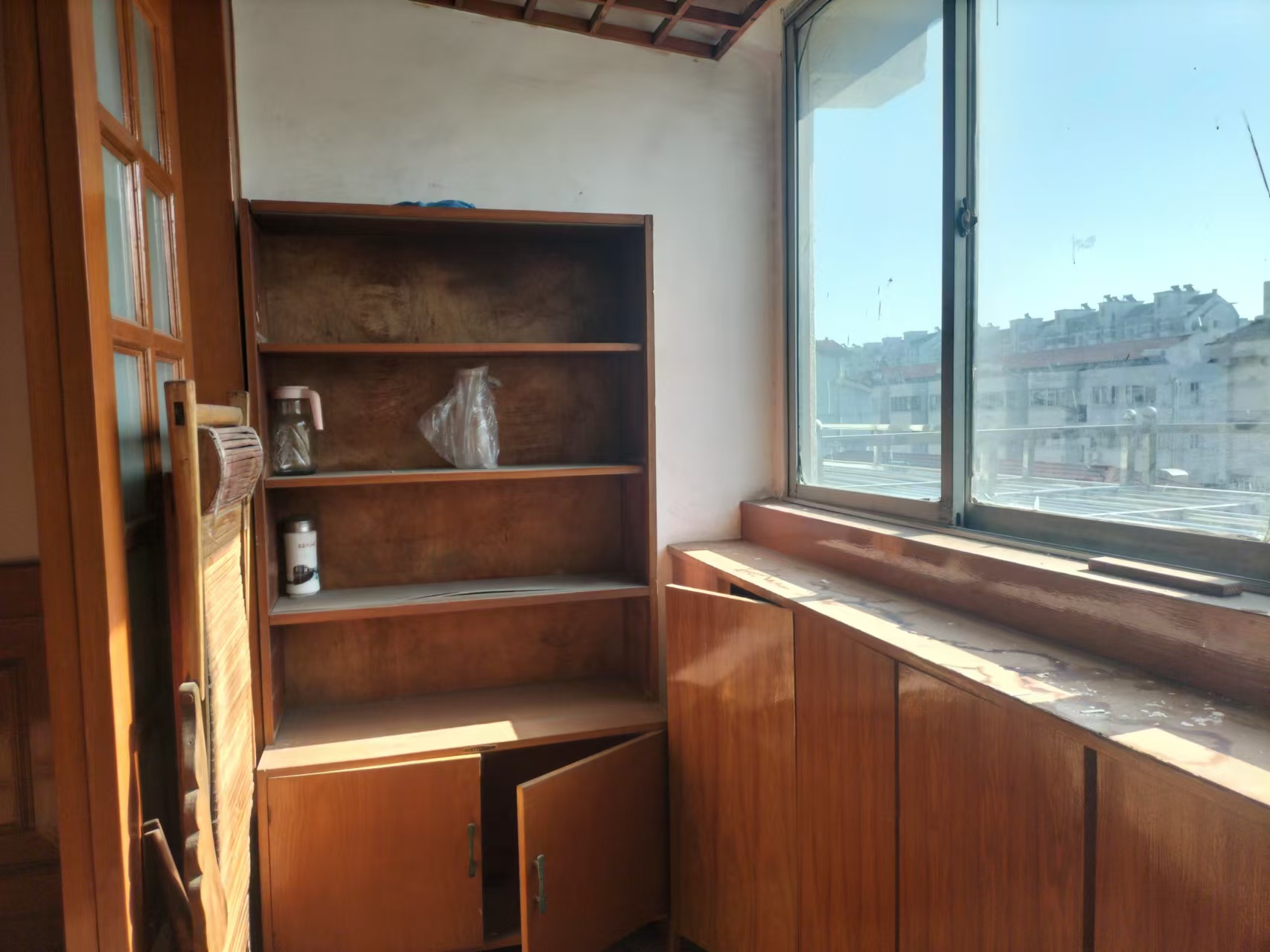 北濠桥东村 4室2厅2卫 64m&sup2;