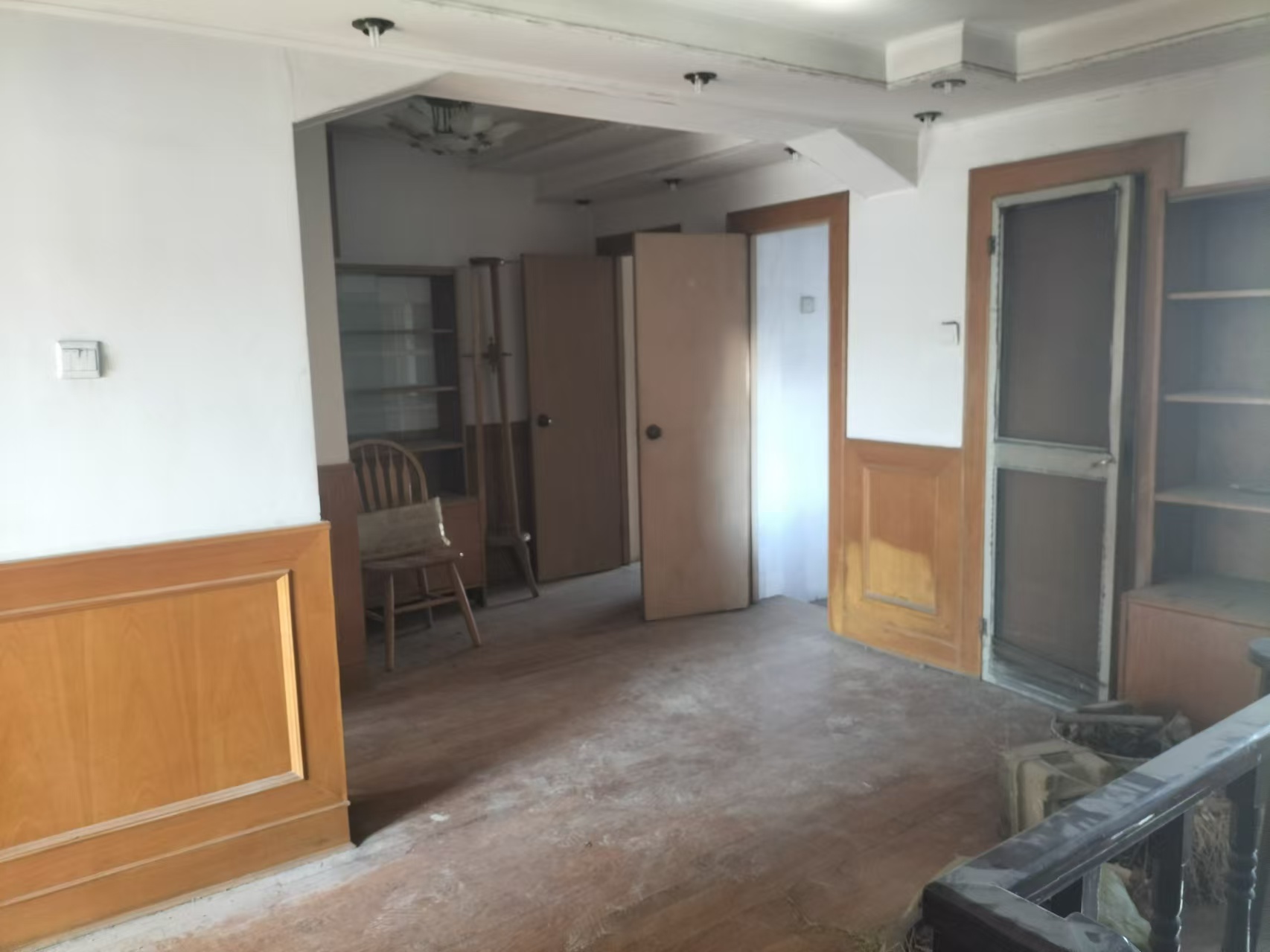 北濠桥东村 4室2厅2卫 64m&sup2;