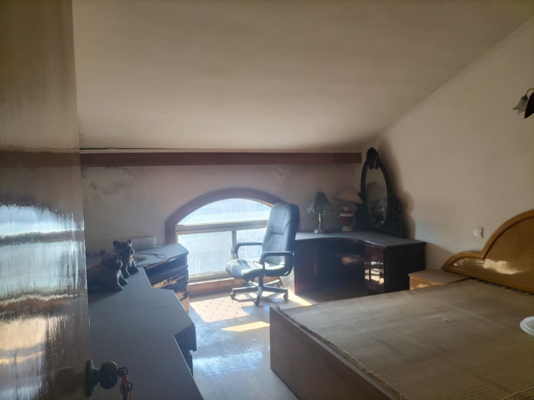 北濠桥东村 4室2厅2卫 64m&sup2;