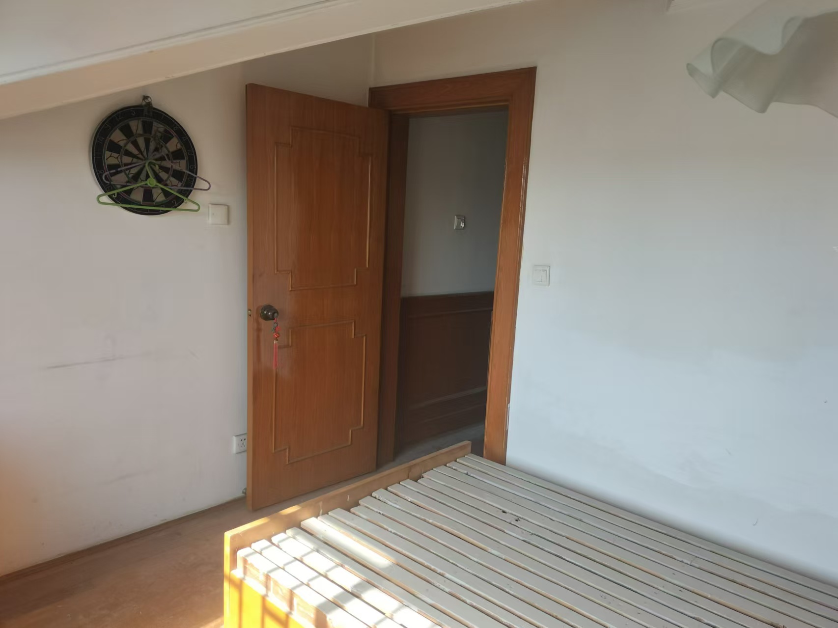 北濠桥东村 4室2厅2卫 64m&sup2;