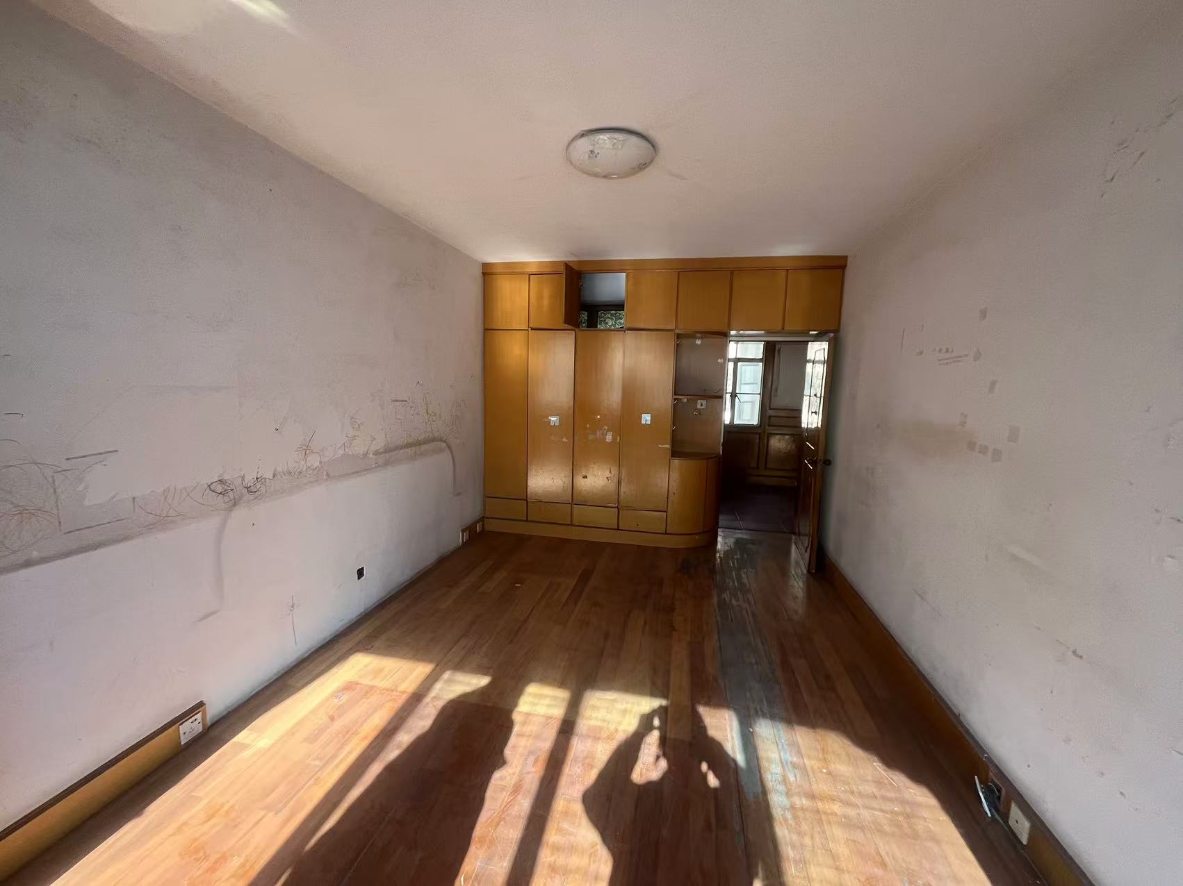 郭里园 3室1厅1卫 74.33m²