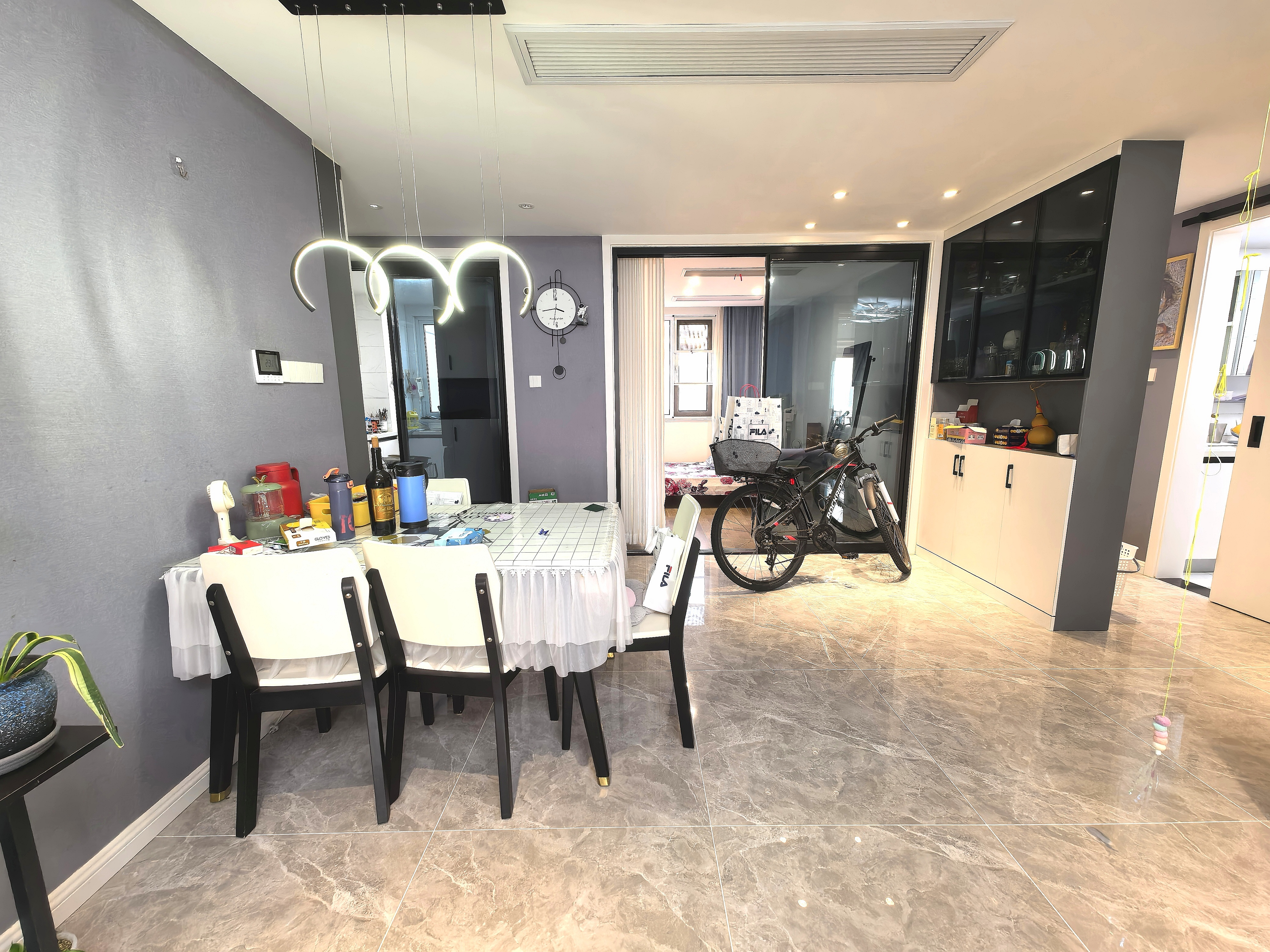 中海碧林湾 3室2厅1卫 108m²
