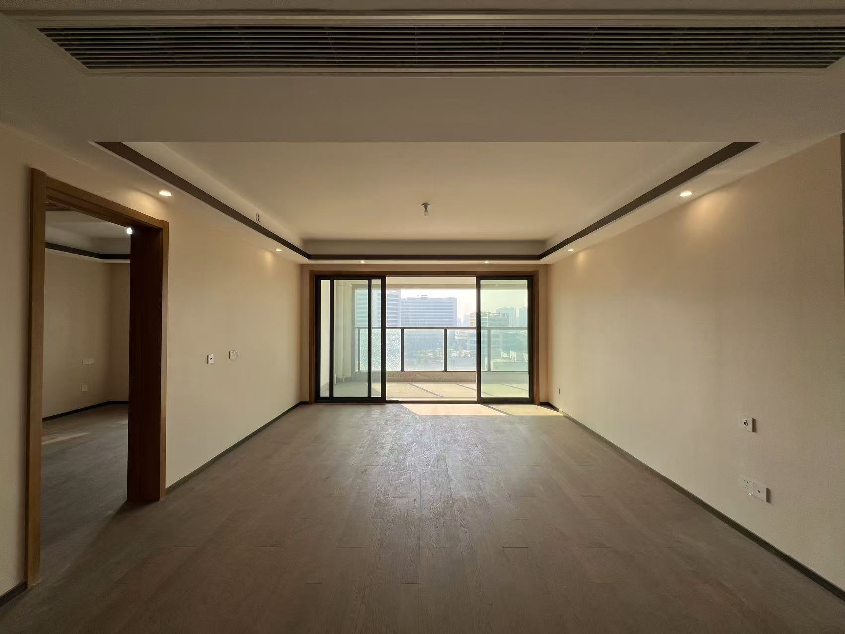远创东樾 4室2厅3卫 153.74m²