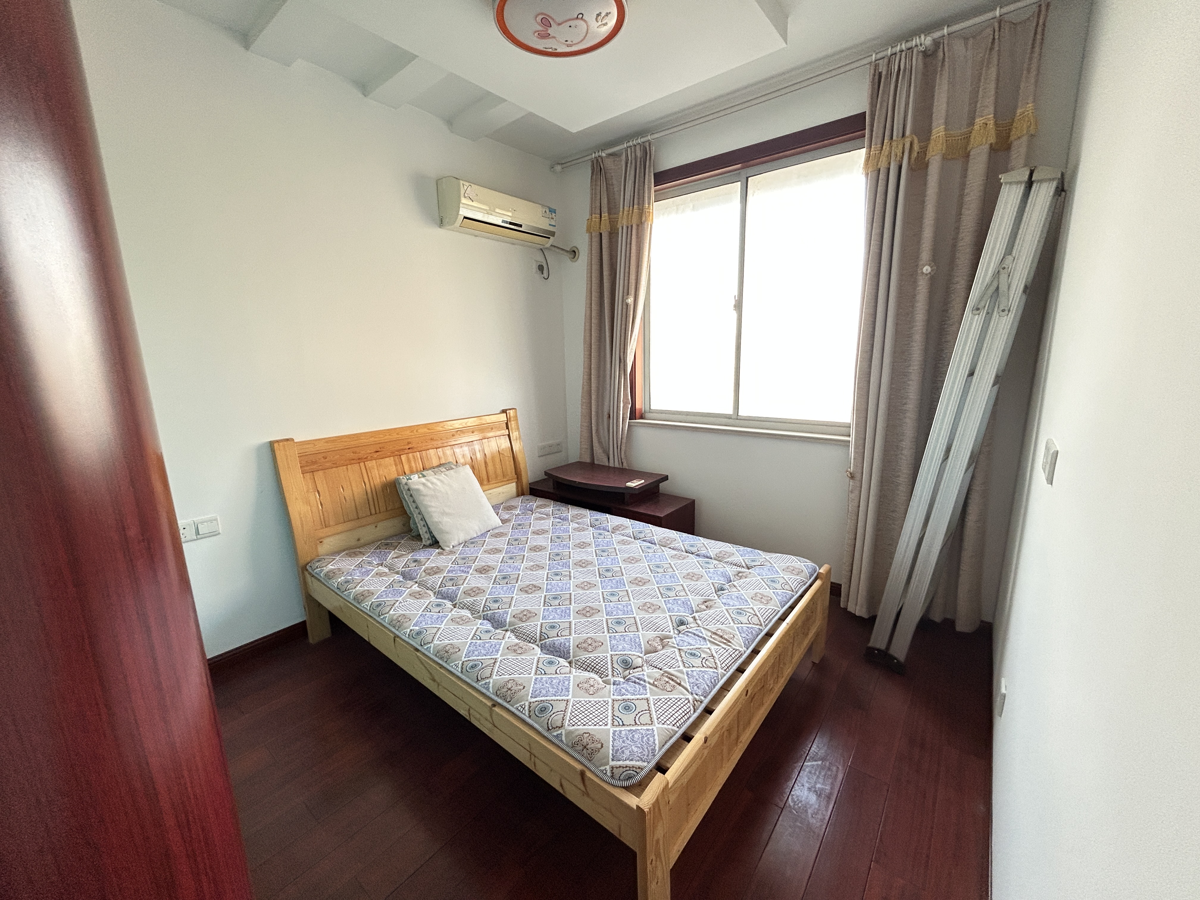 首府名邸 3室2厅2卫 138.8m&sup2;