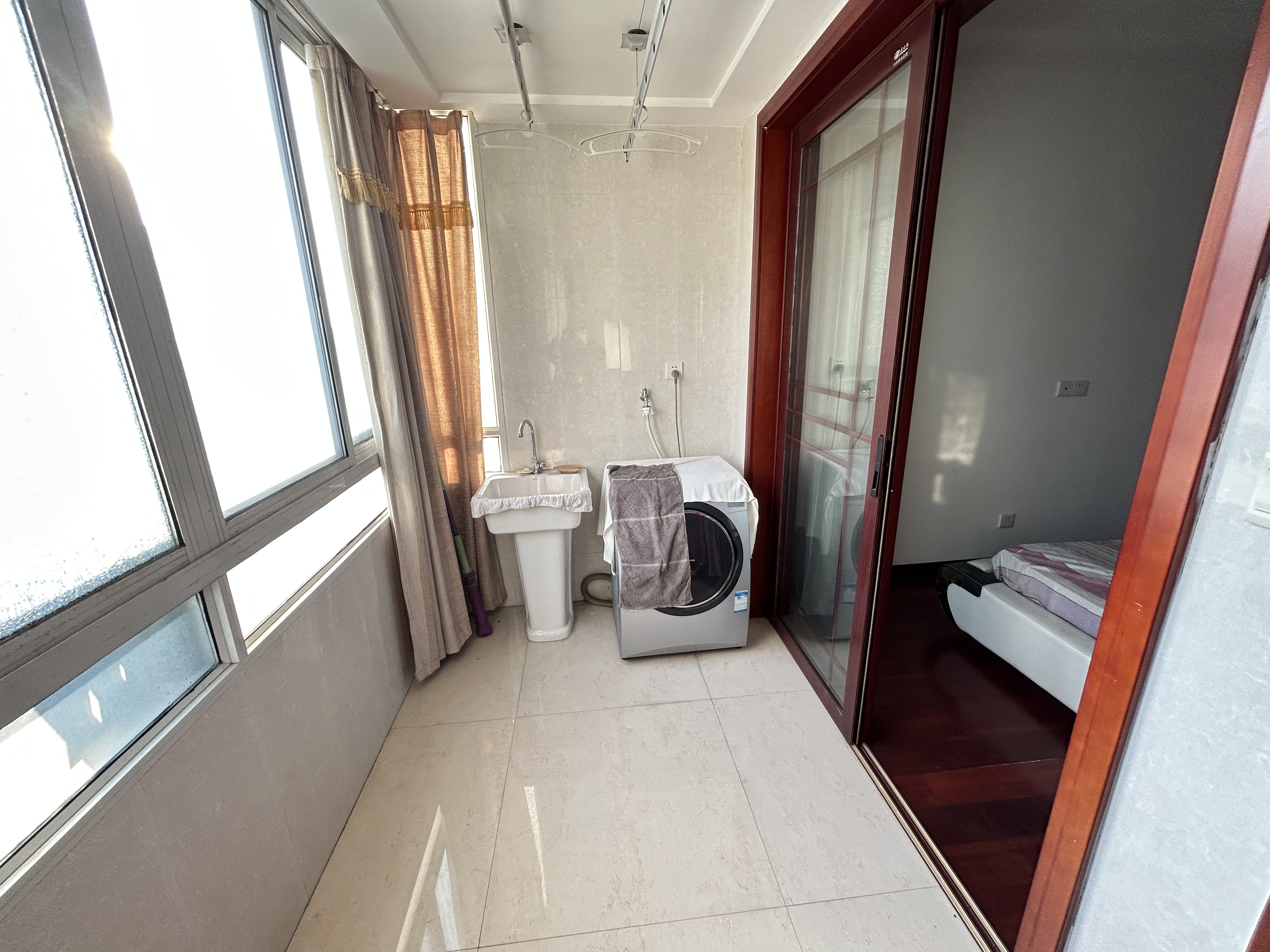 首府名邸 3室2厅2卫 138.8m&sup2;