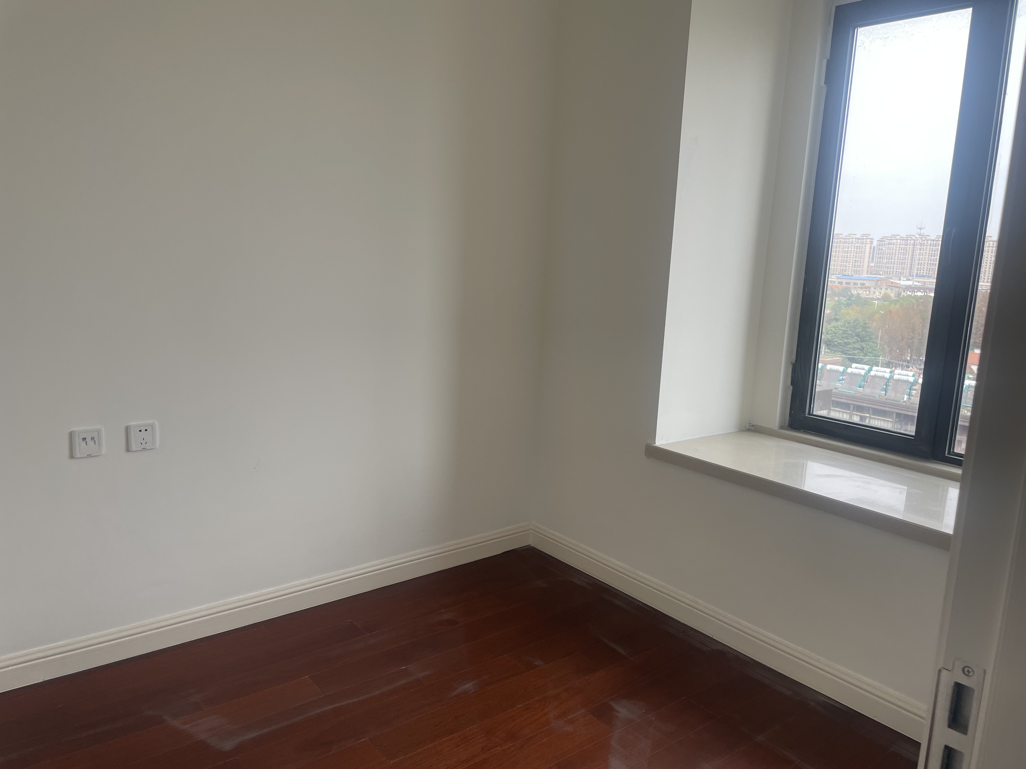 红星天铂 5室2厅2卫 160m&sup2;