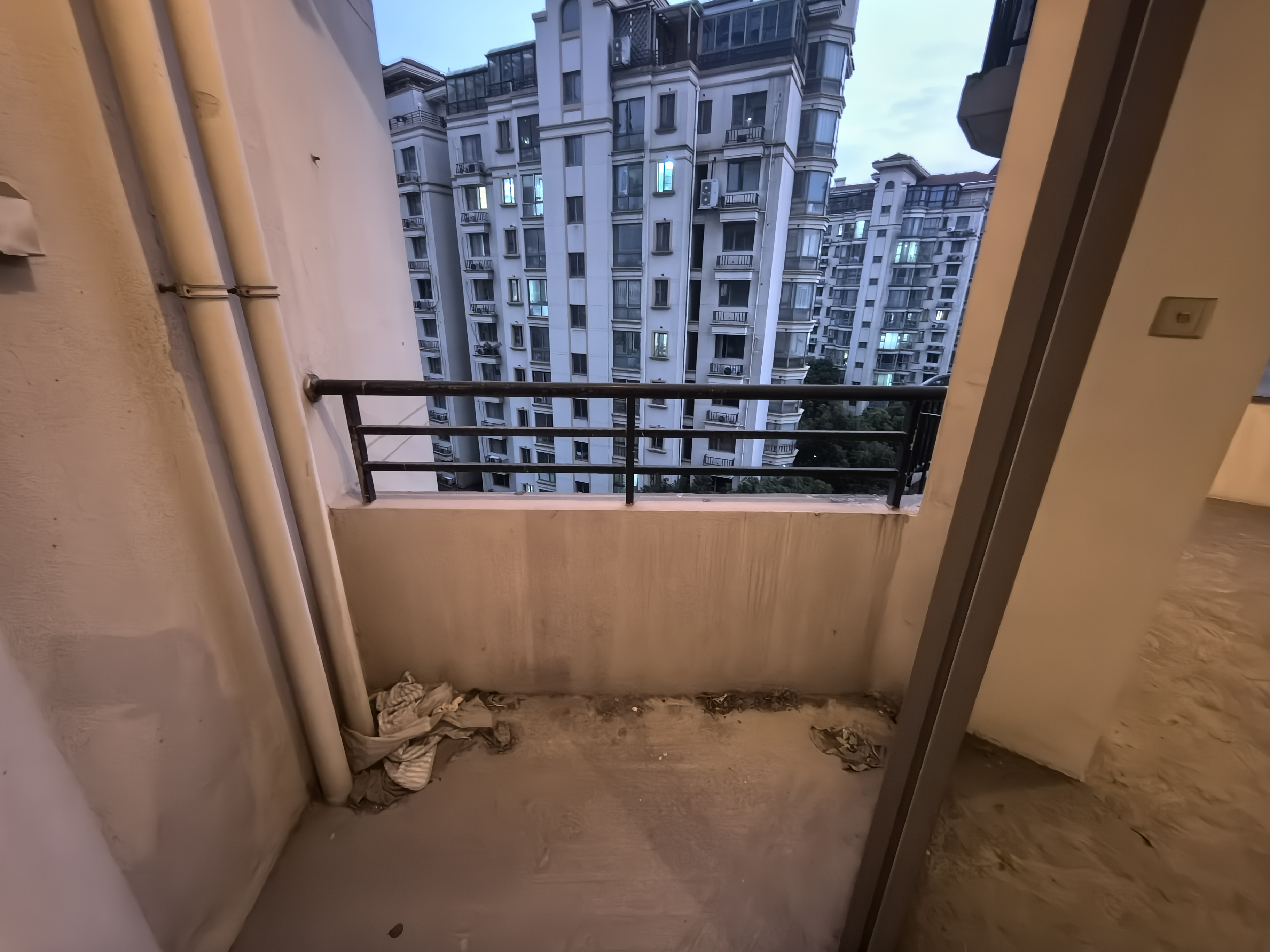 优山美地花园北区 1室1厅1卫 60m²