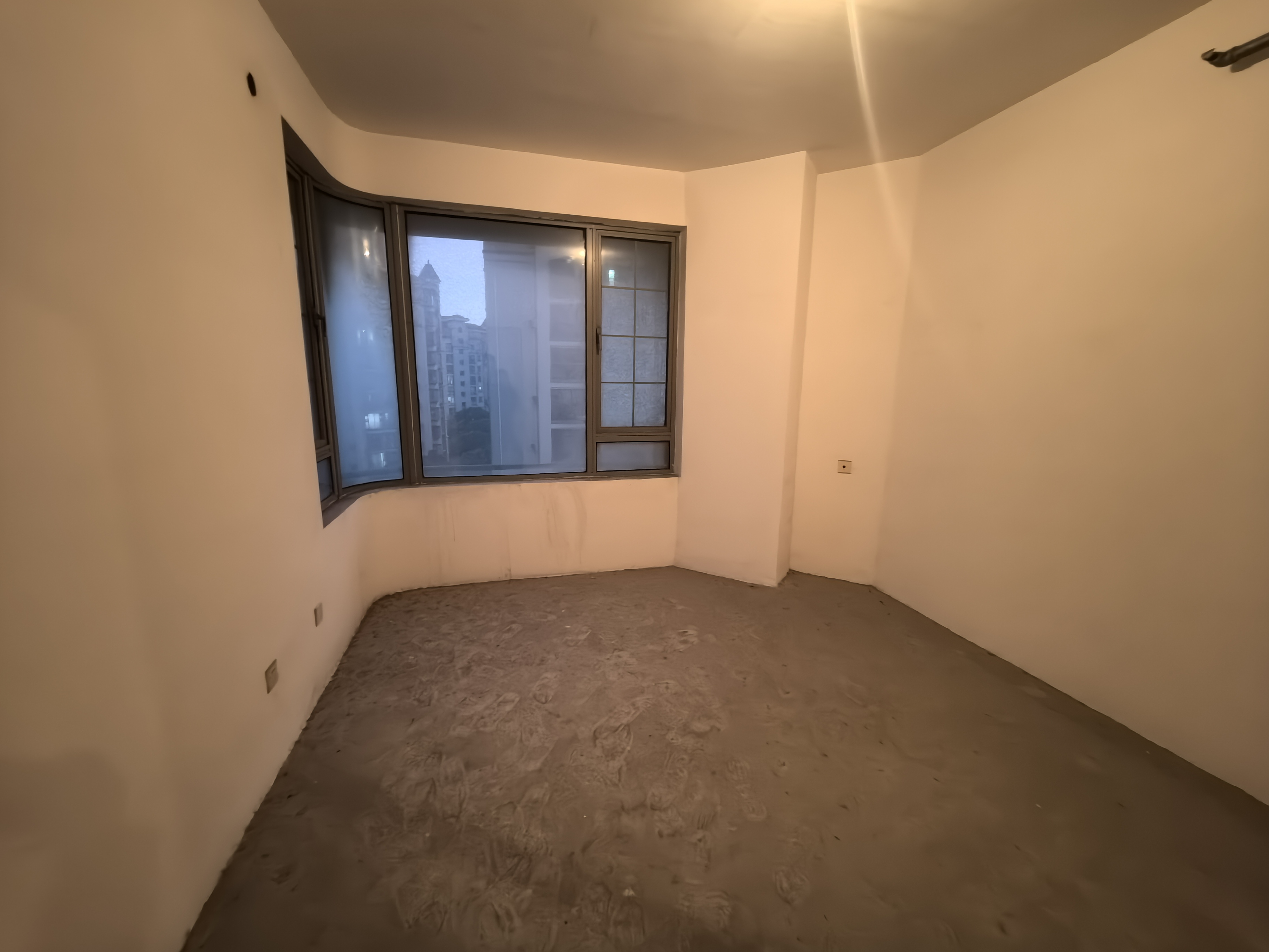 优山美地花园北区 1室1厅1卫 60m²