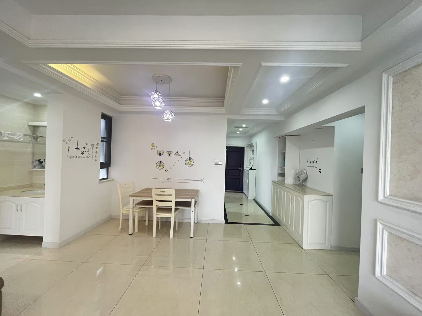 华强城三期 3室2厅2卫 117.00m&sup2;