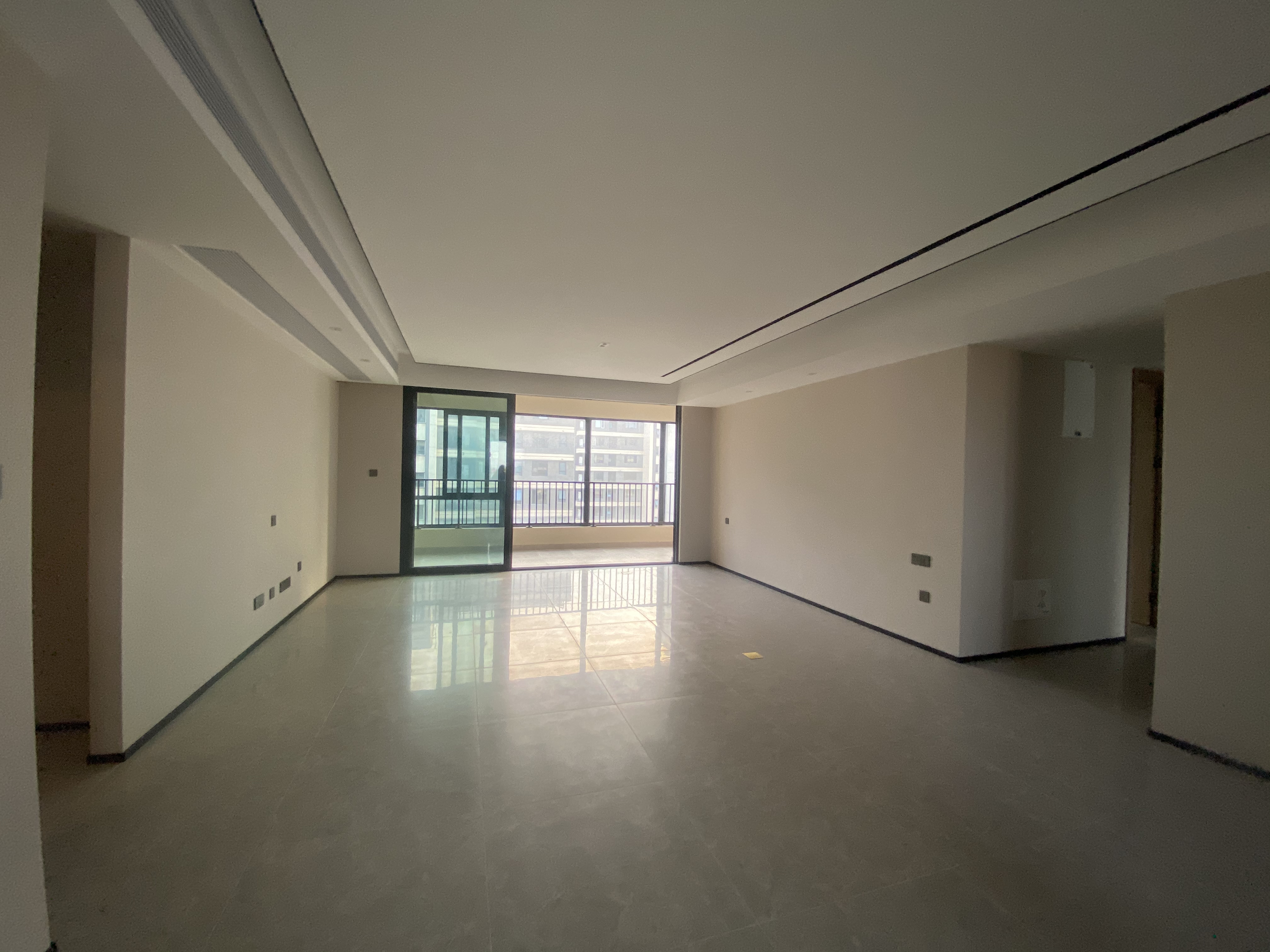 万科官山望 4室2厅2卫 198m²