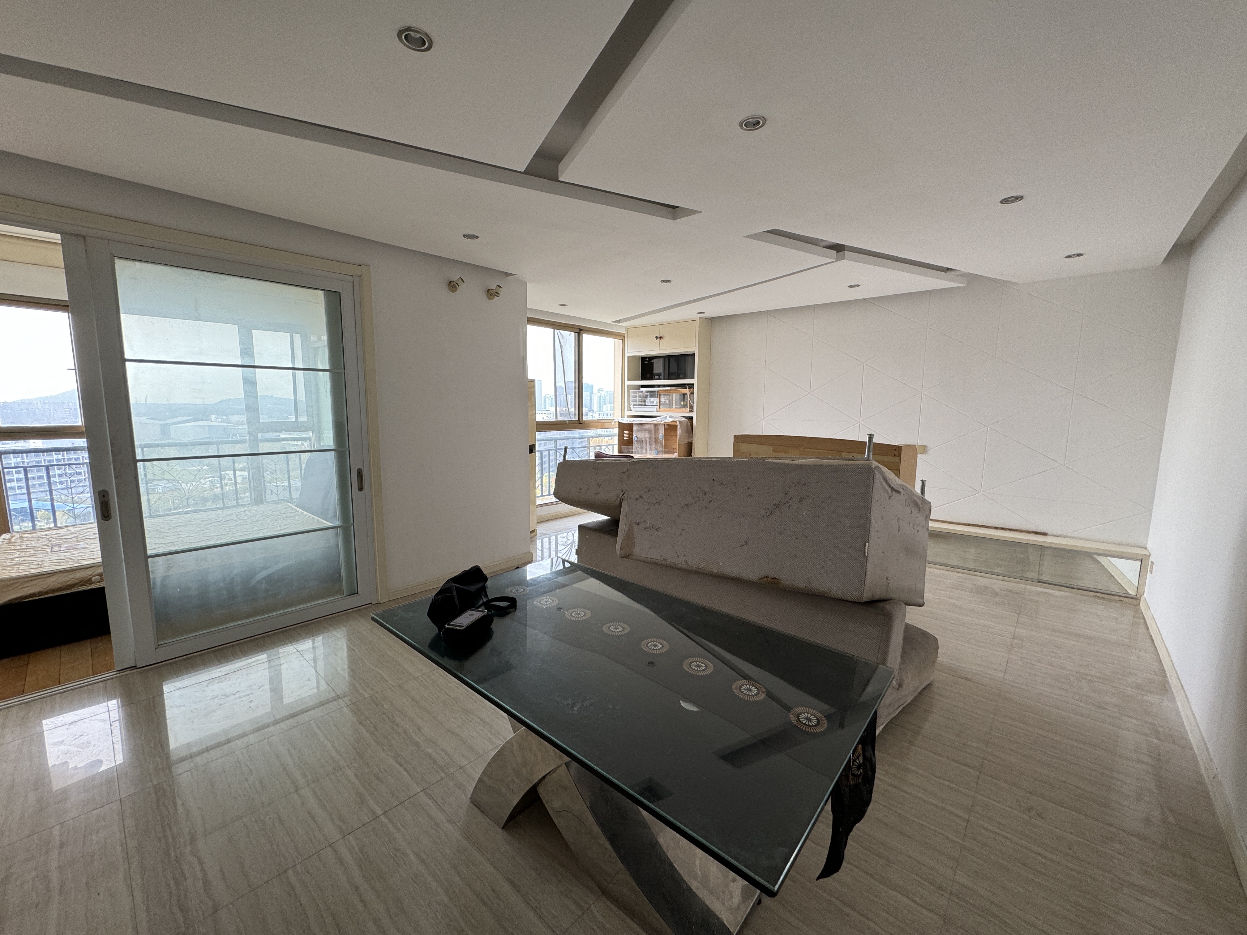 中南世纪花城一期 2室2厅1卫 97m²