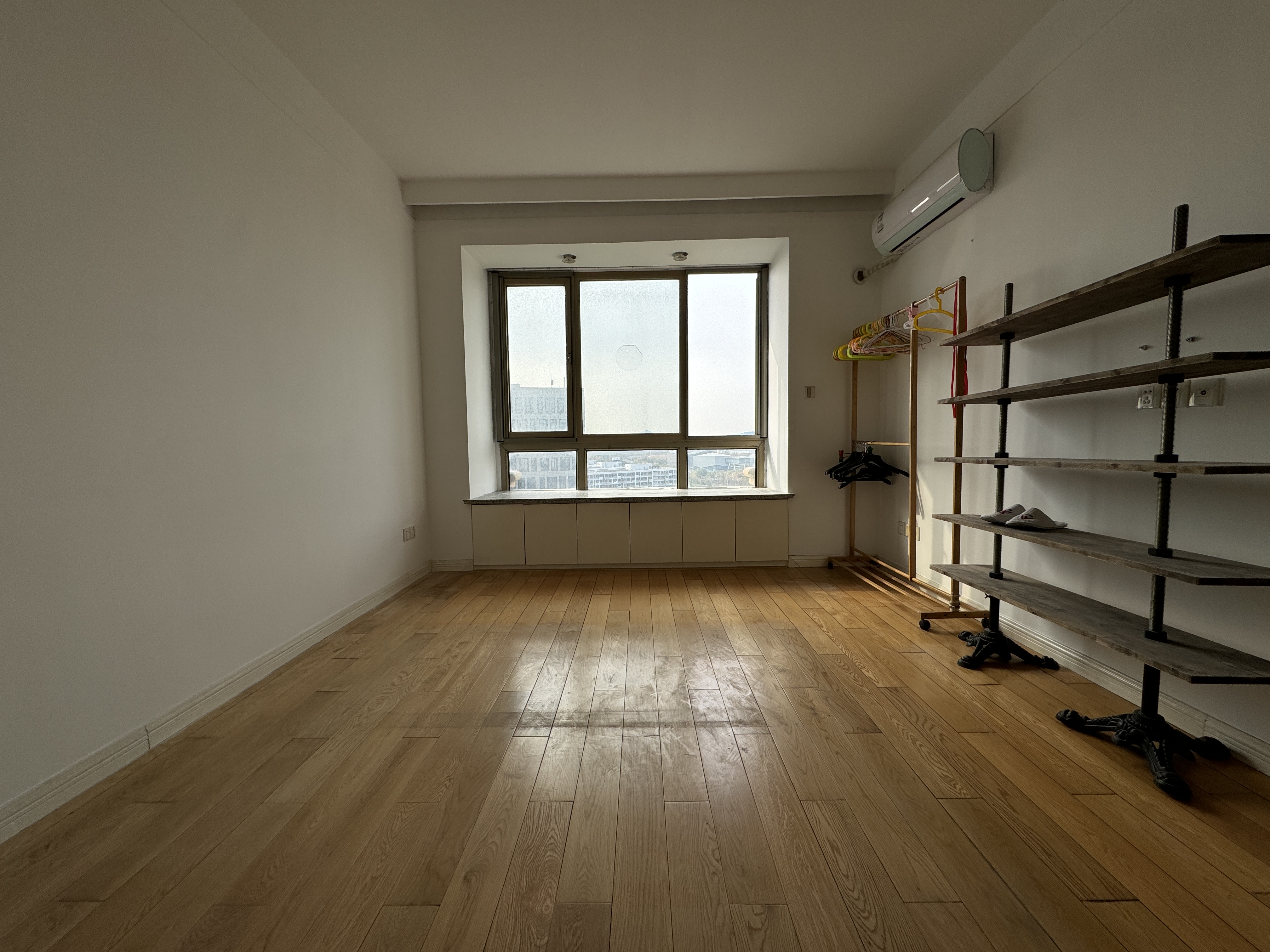 中南世纪花城一期 2室2厅1卫 97m²