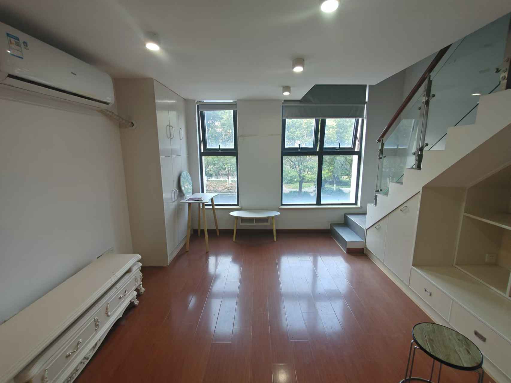 南山国际社区 1室1厅1卫 35.00m²
