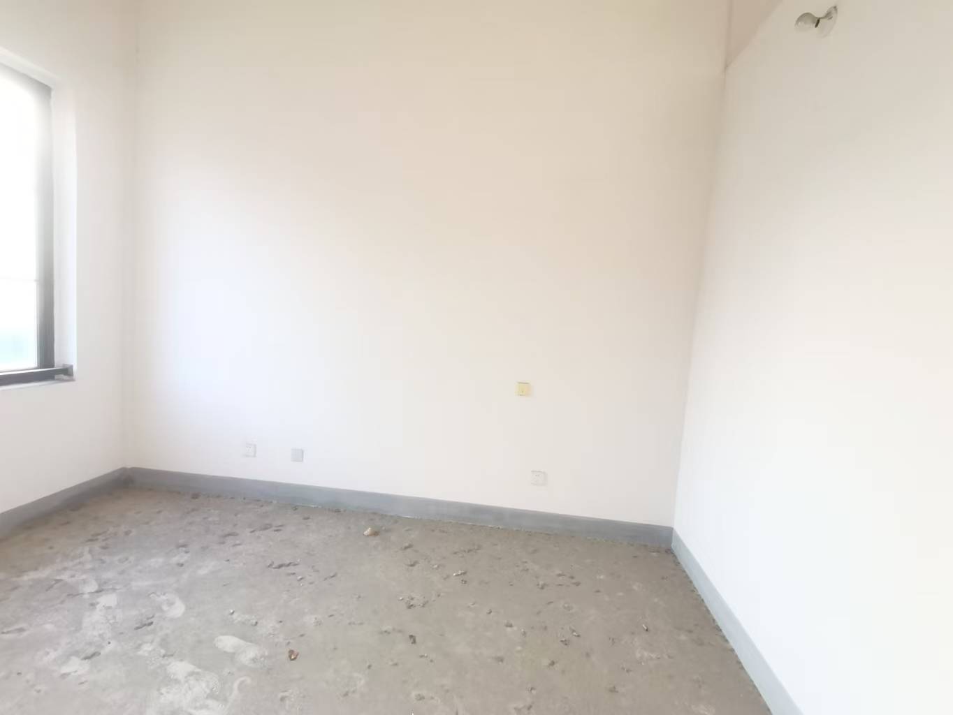 紫琅上郡 6室3厅3卫 265.28m&sup2;