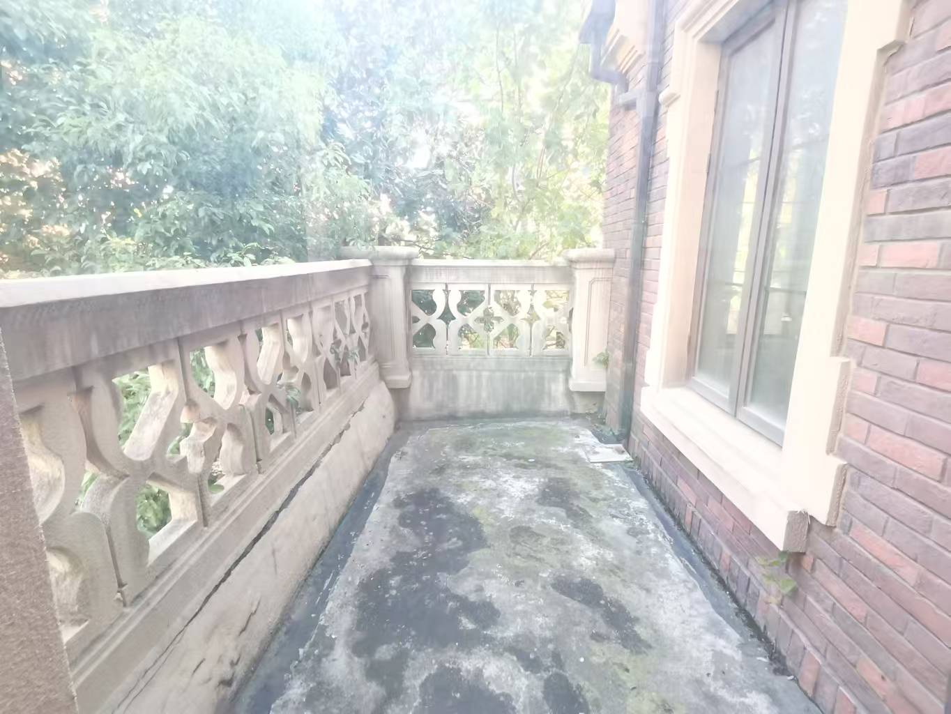 紫琅上郡 6室3厅3卫 265.28m&sup2;