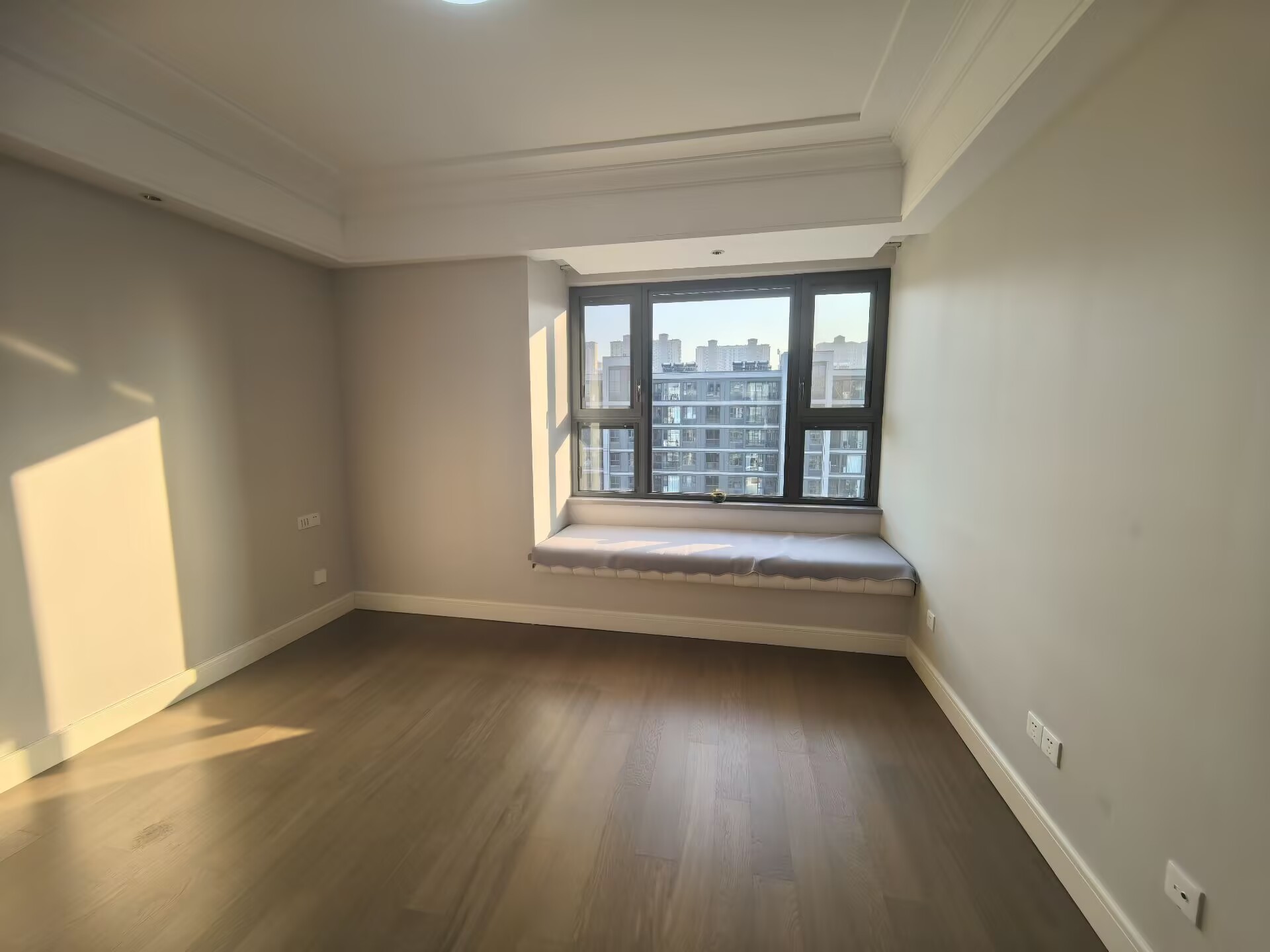 绿城桂语江南 3室2厅2卫 132.00m²