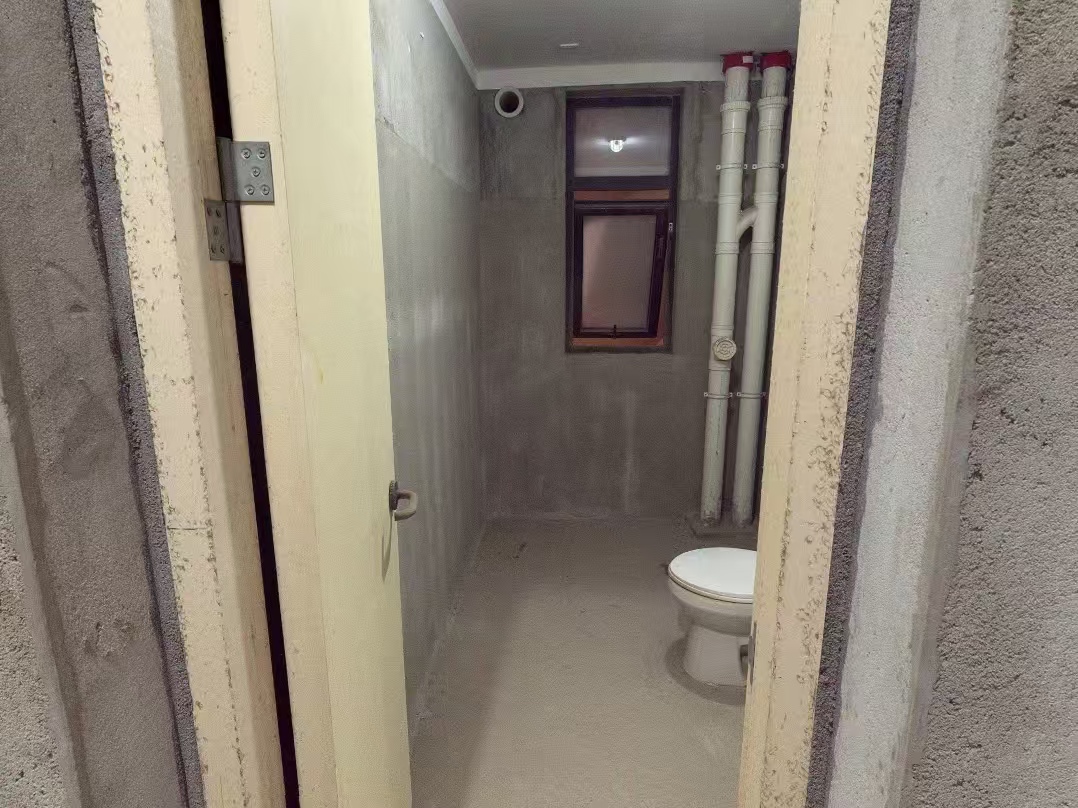华强城四期 3室2厅2卫 123.89m&sup2;