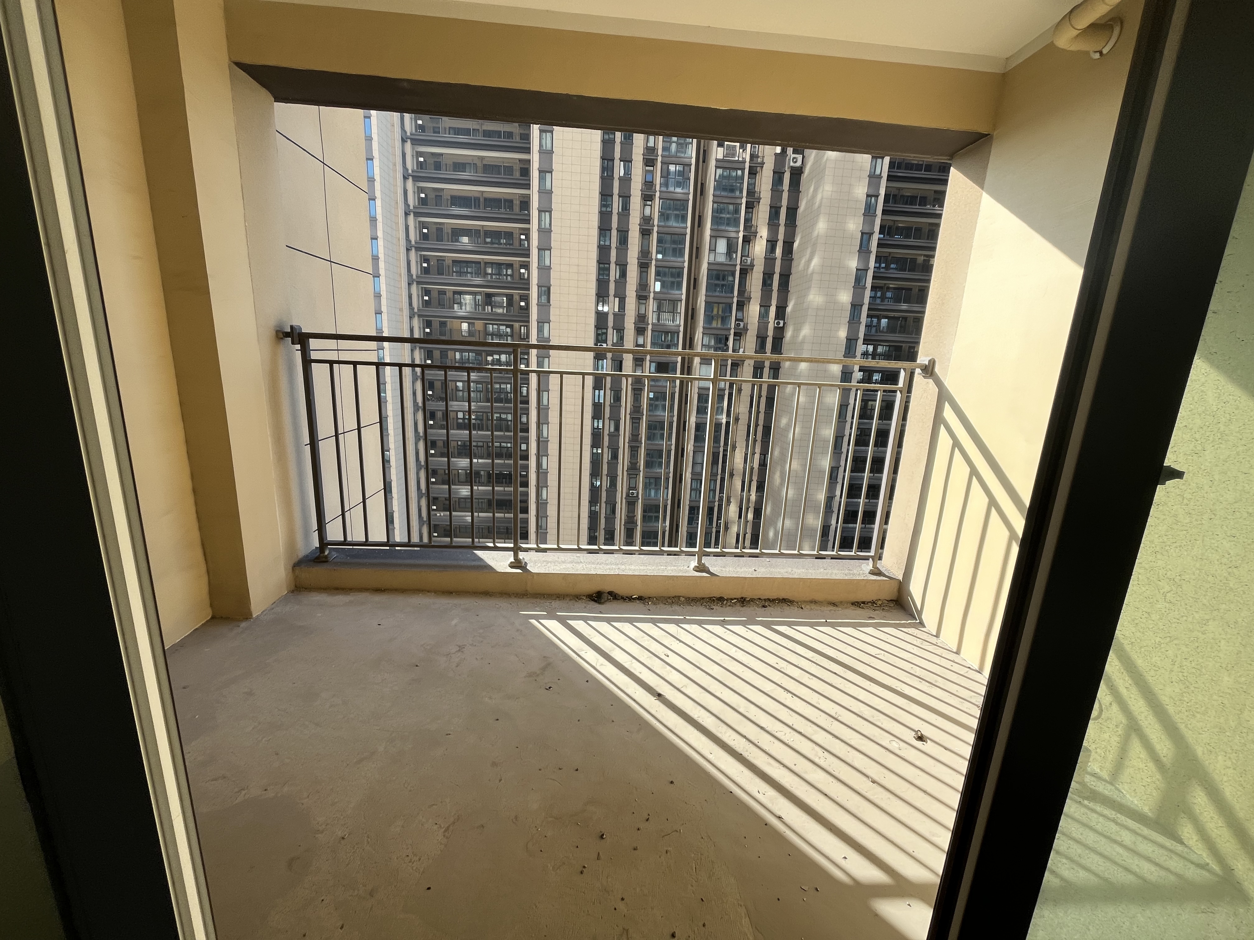 景瑞御府 3室2厅1卫 121m&sup2;