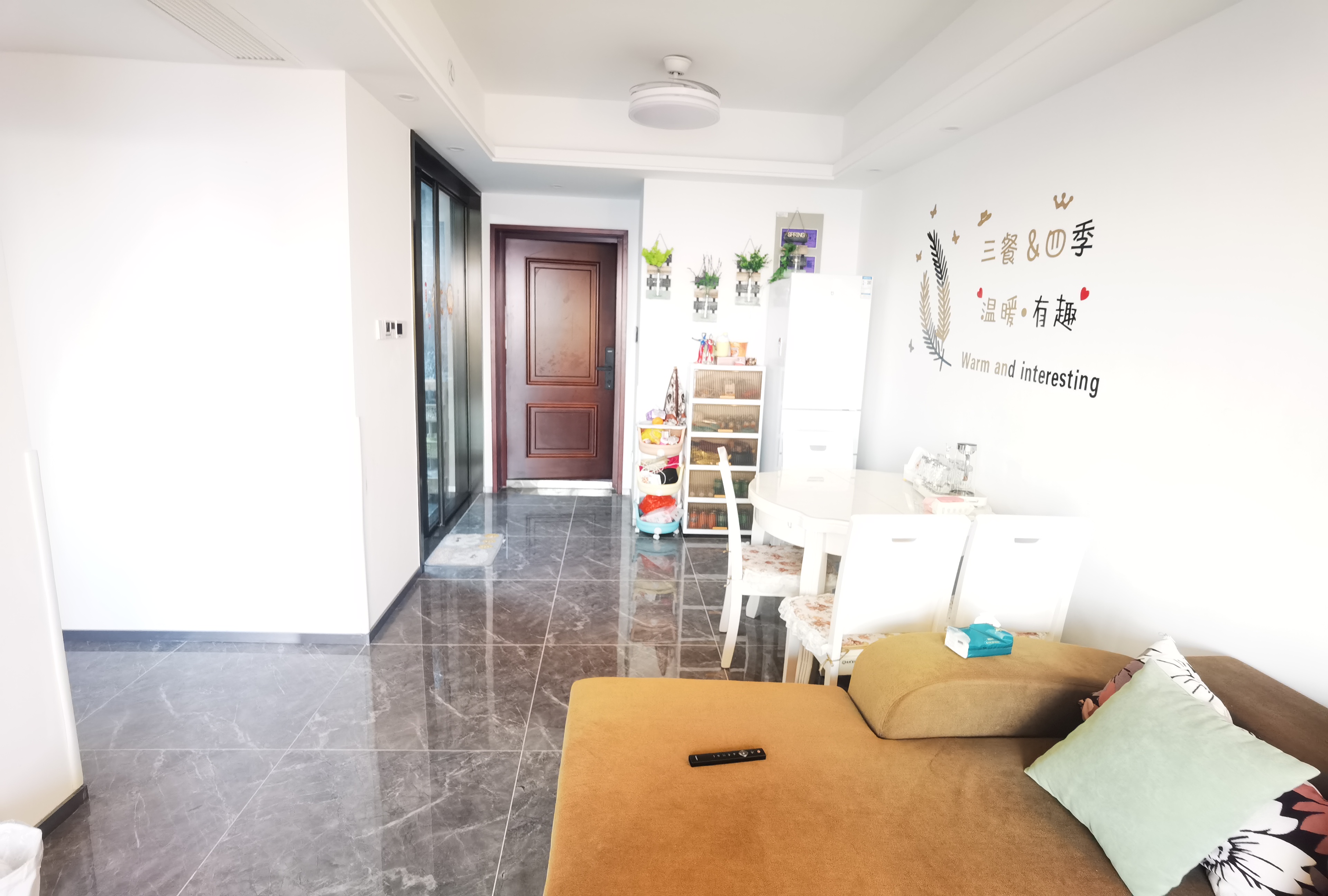 远创宸樾 3室2厅1卫 102m&sup2;