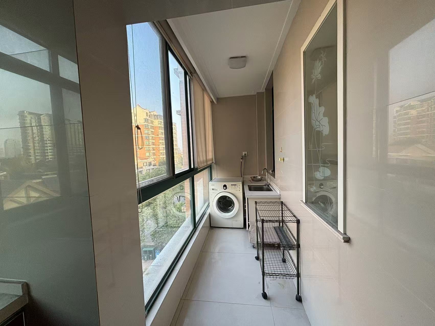 江海皇都私家花园 3室2厅2卫 146m&sup2;