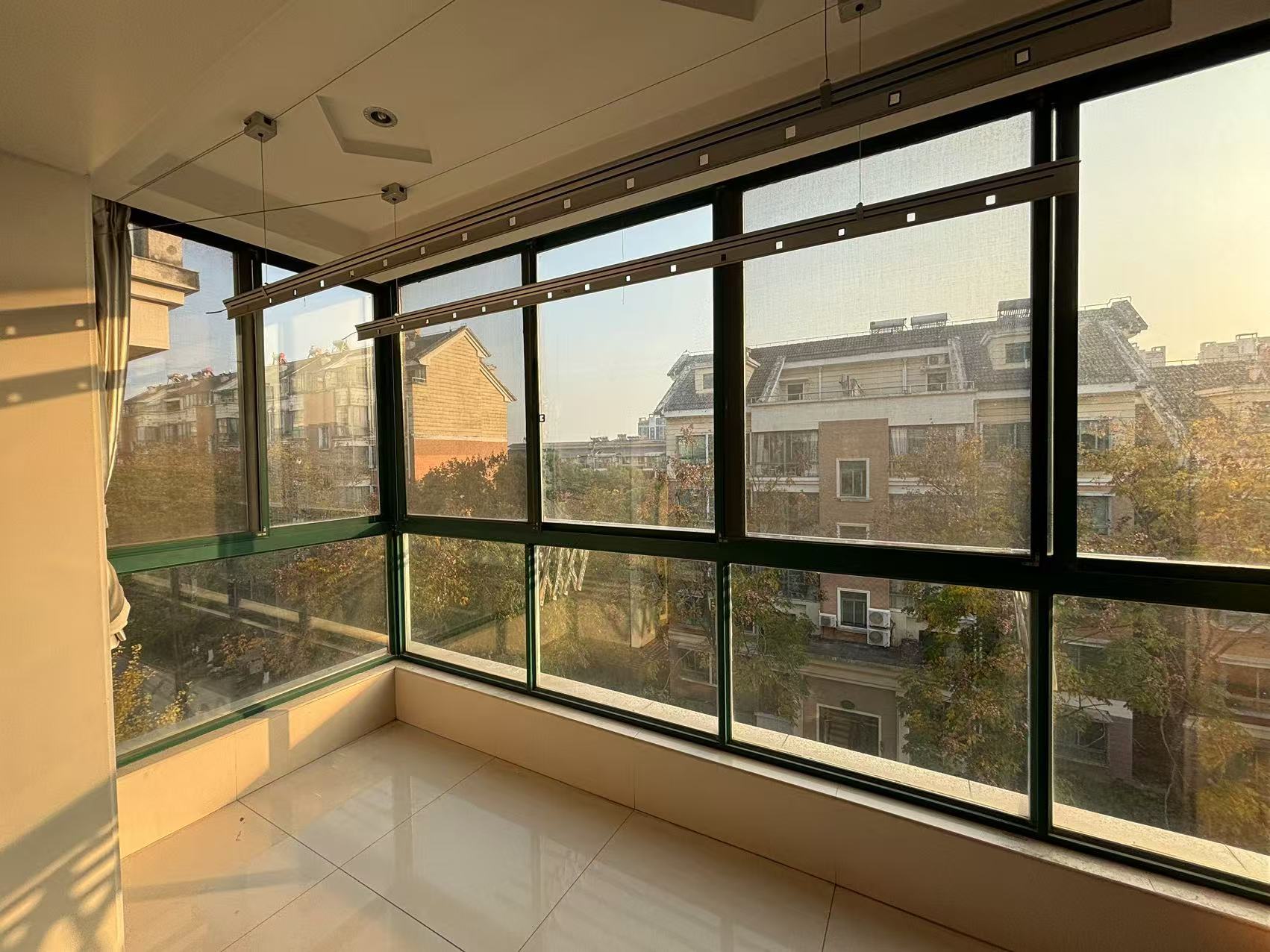 江海皇都私家花园 3室2厅2卫 146m&sup2;