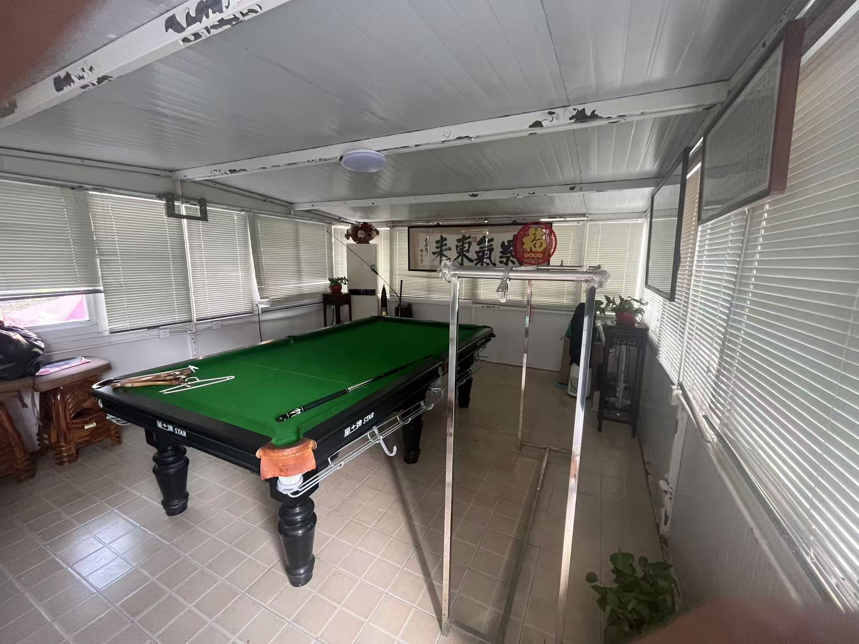 莲花苑 3室2厅1卫 145.00m&sup2;