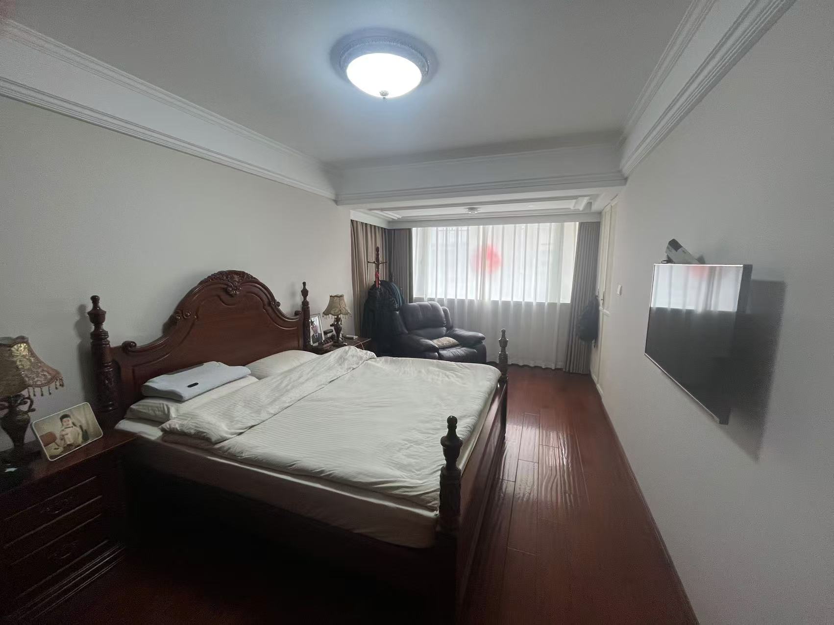 莲花苑 3室2厅1卫 145.00m&sup2;