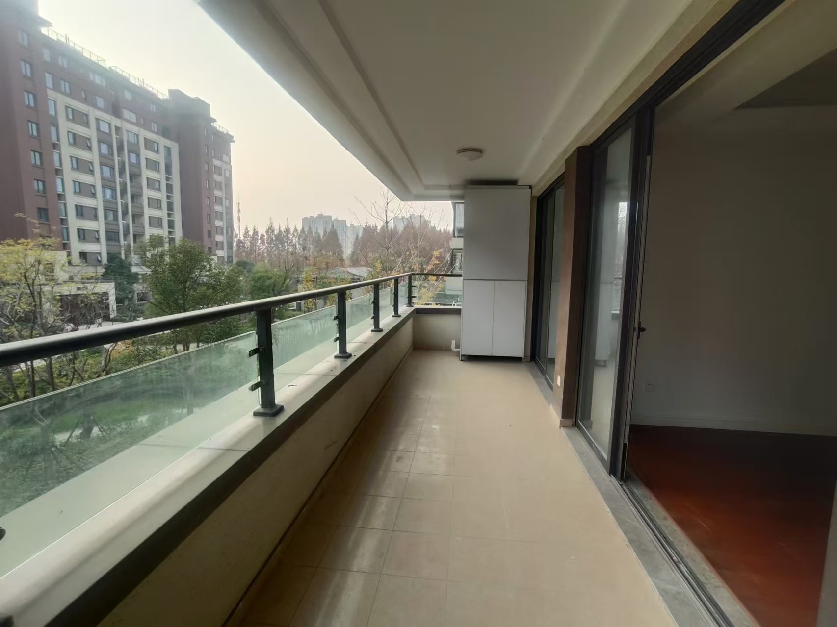 红星天铂 4室2厅1卫 134.00m&sup2;