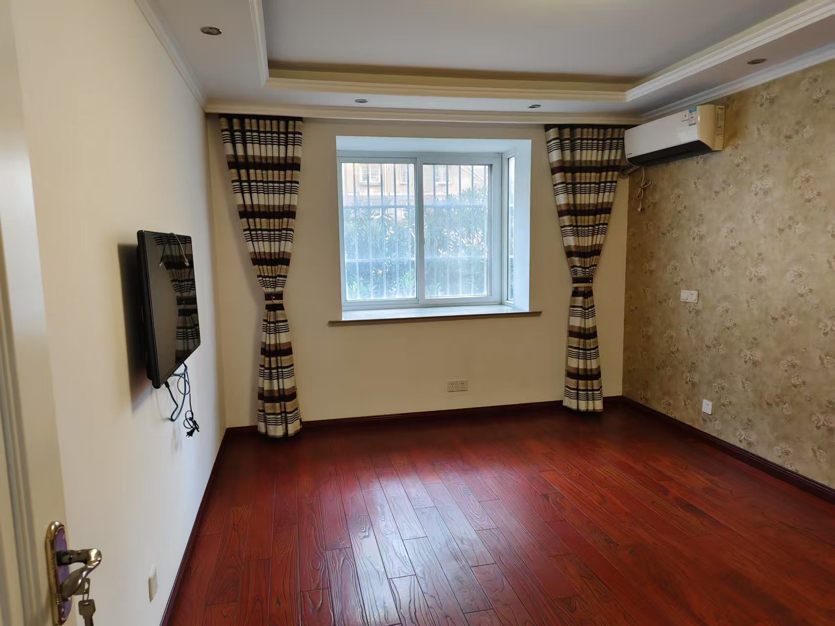 外滩北苑 3室2厅1卫 140.00m&sup2;