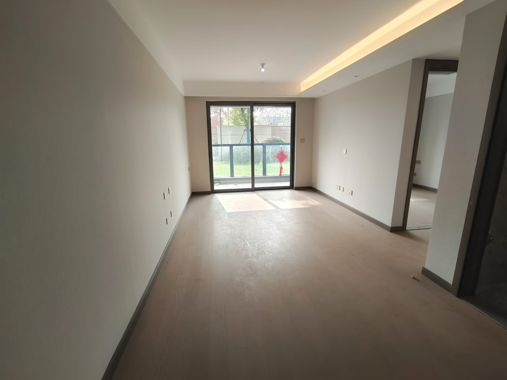 北纬31度 3室2厅1卫 96.86m²