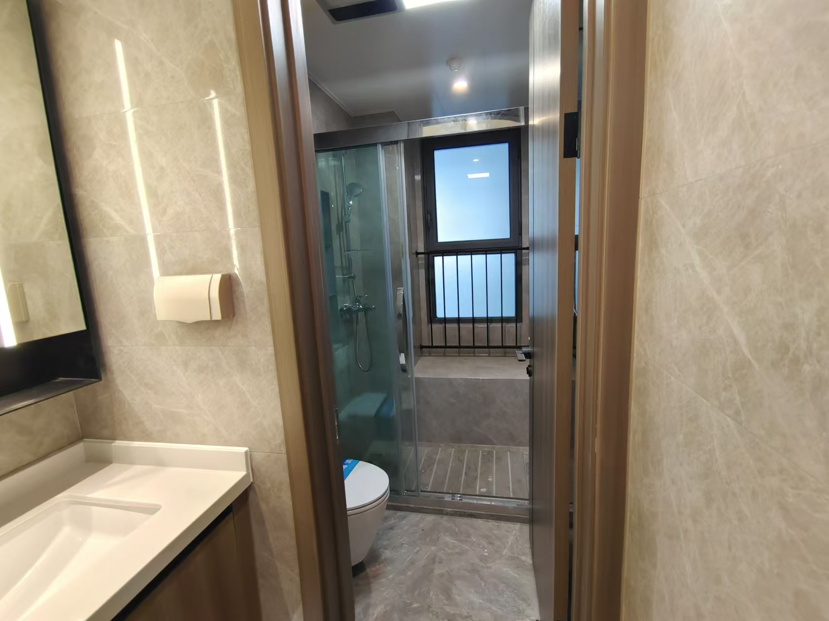 北纬31度 3室2厅1卫 96.86m&sup2;