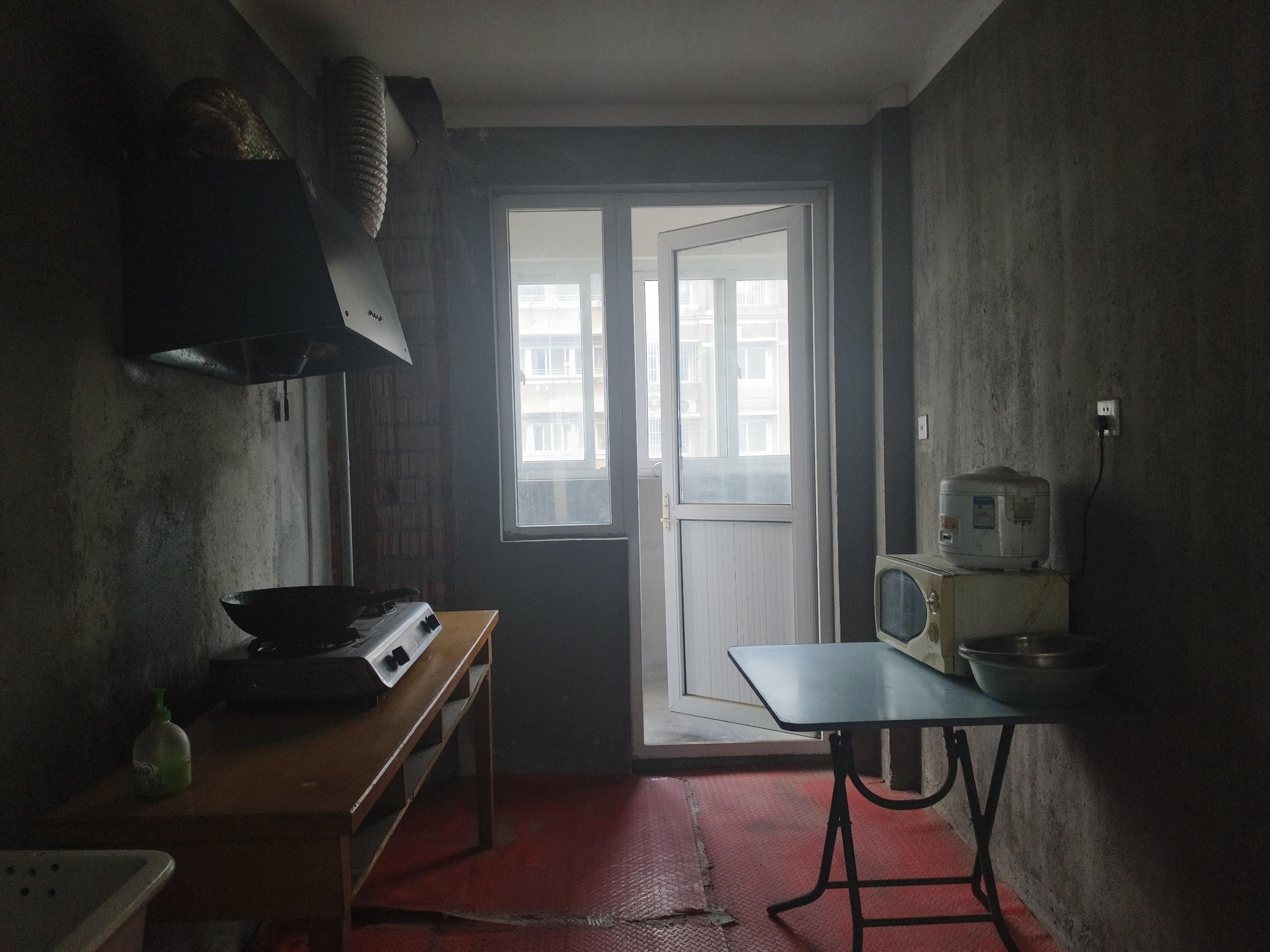 兴和家园 3室2厅1卫 140m&sup2;
