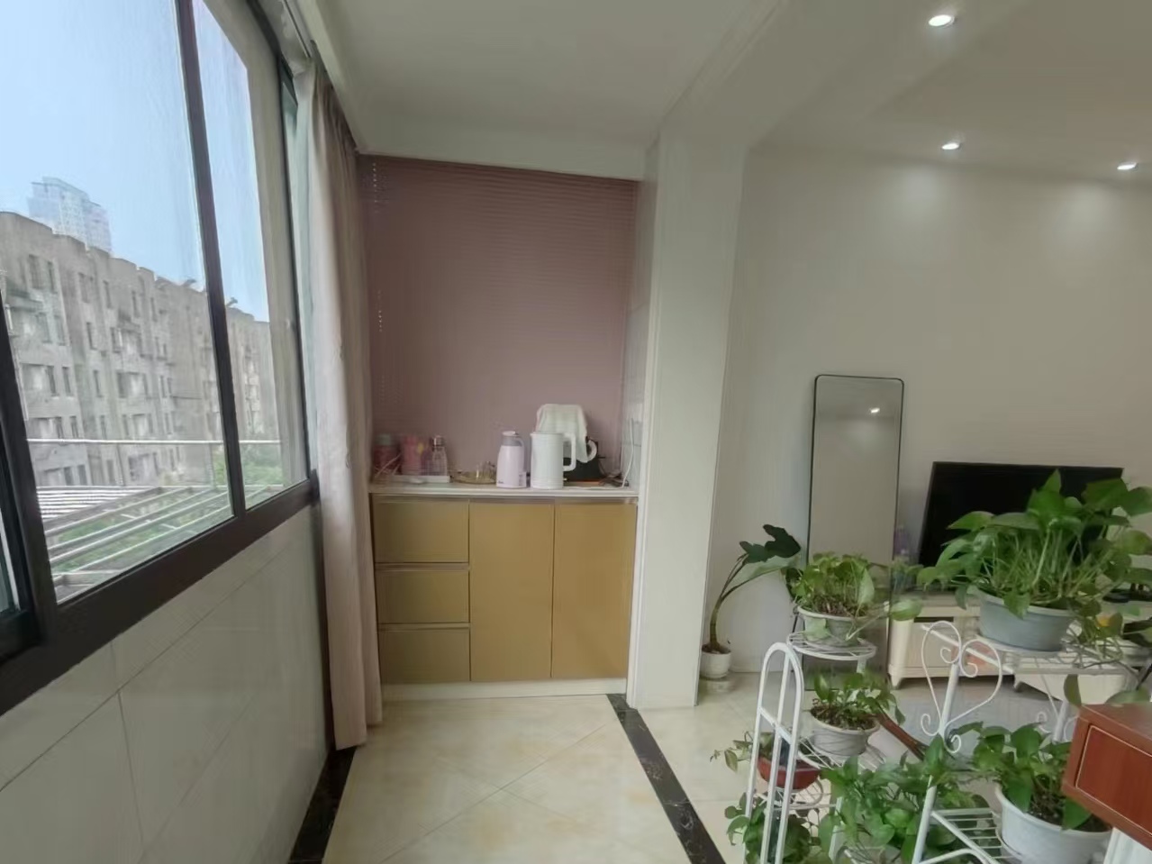 八角亭小区 3室2厅1卫 112m&sup2;
