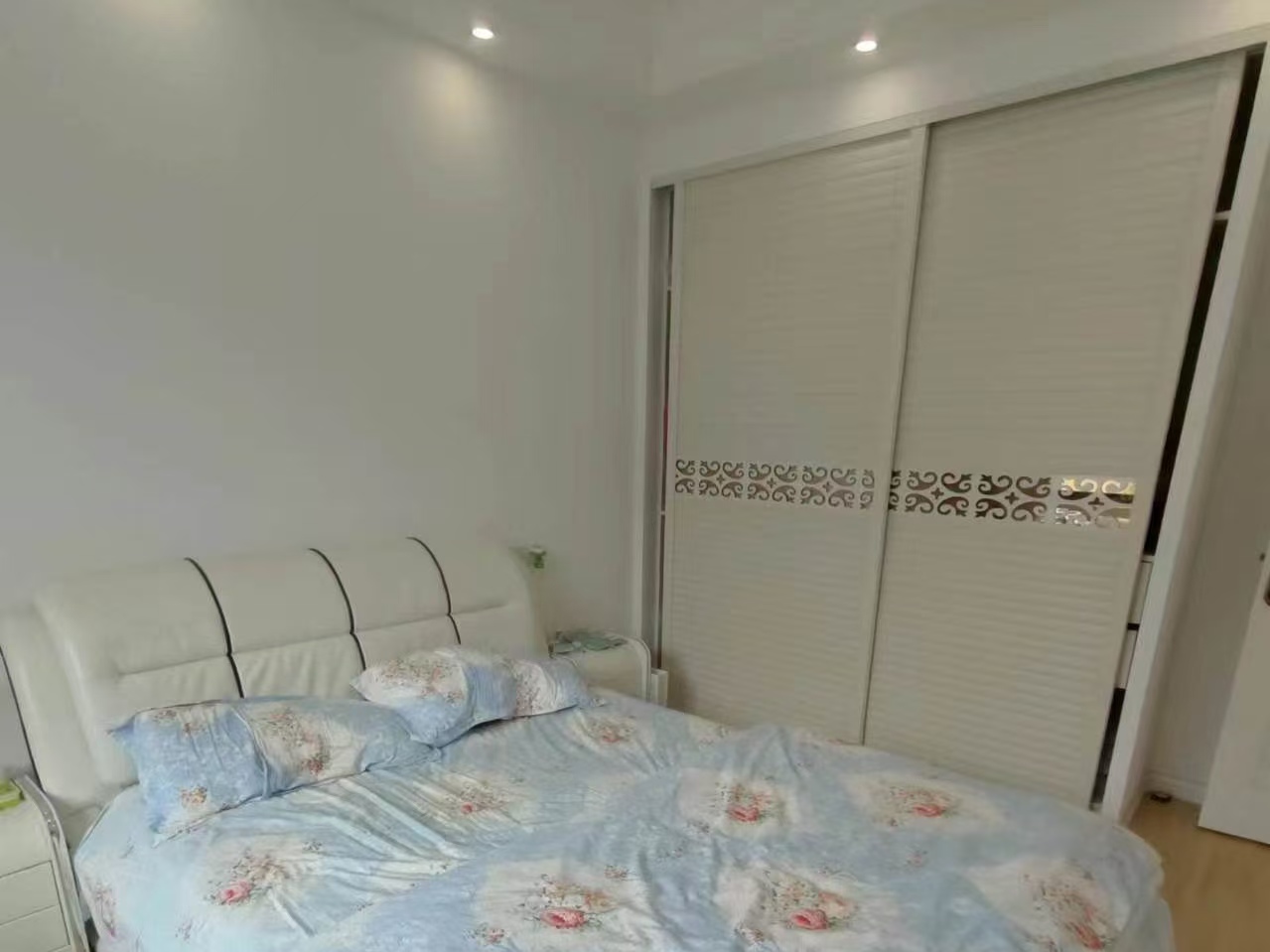八角亭小区 3室2厅1卫 112m&sup2;