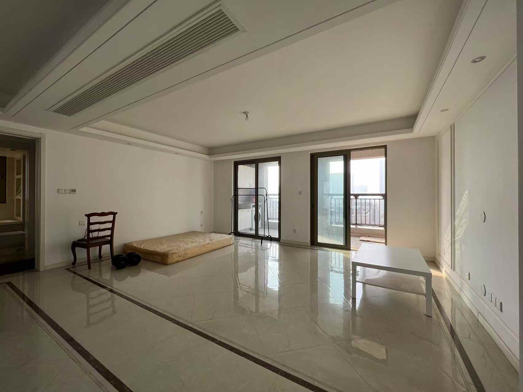 九玺台 3室2厅2卫 143.11m²
